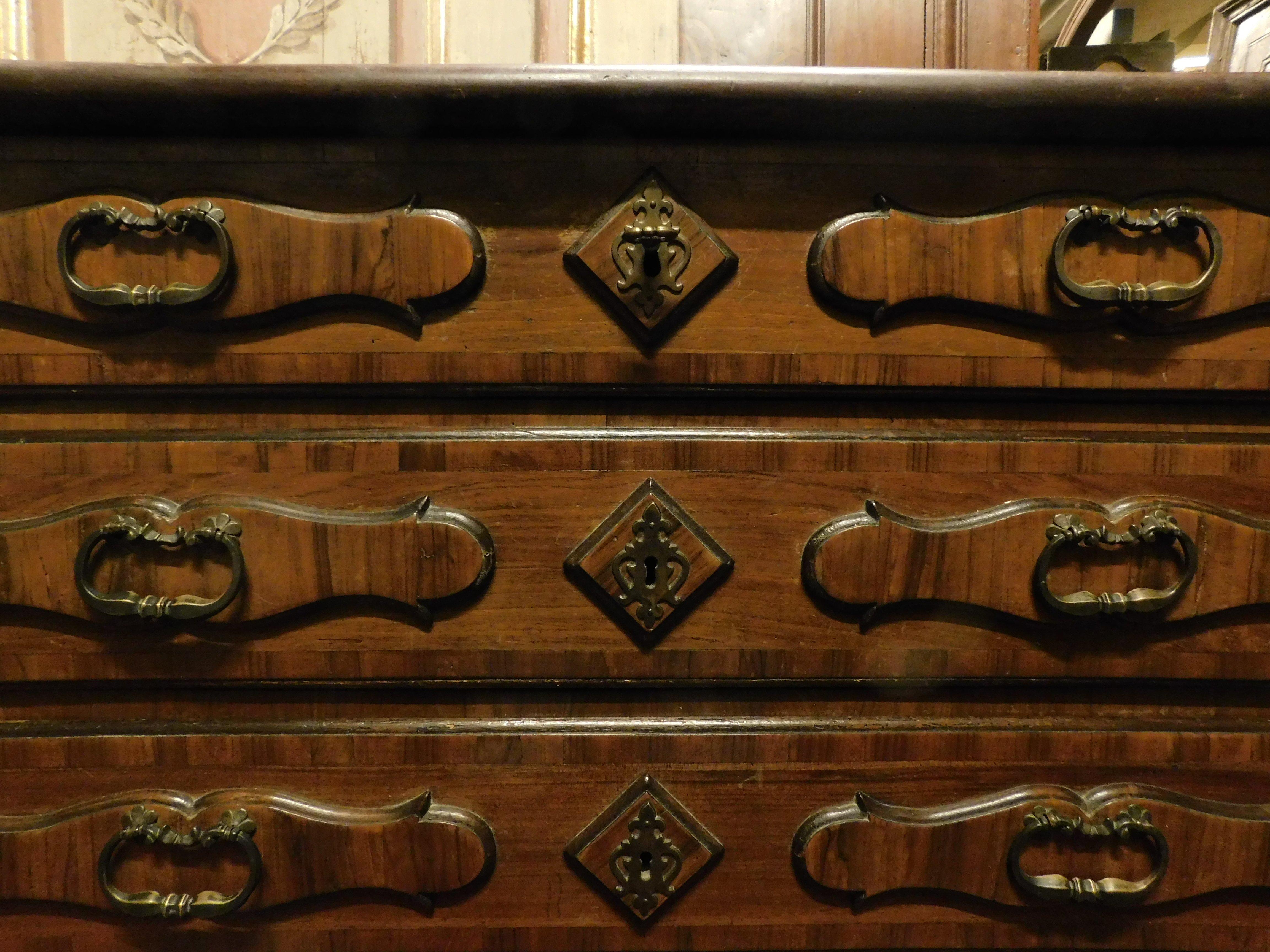 18th Century and Earlier Antique Commodes, Chest of Drawers Walnut Inlaid Briar, 18th Century Italy For Sale