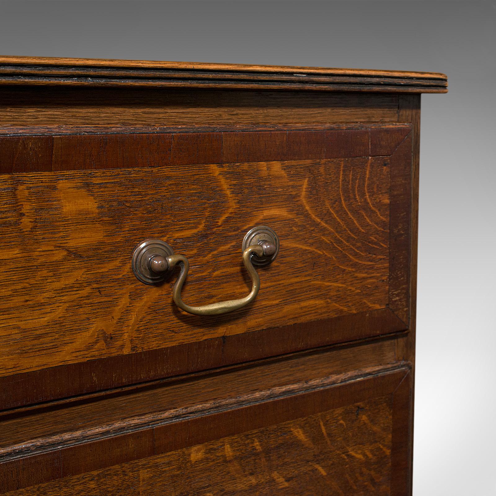 Antique Compact Chest of Drawers, English, Oak, Bedside Cabinet, Georgian, 1800 For Sale 3