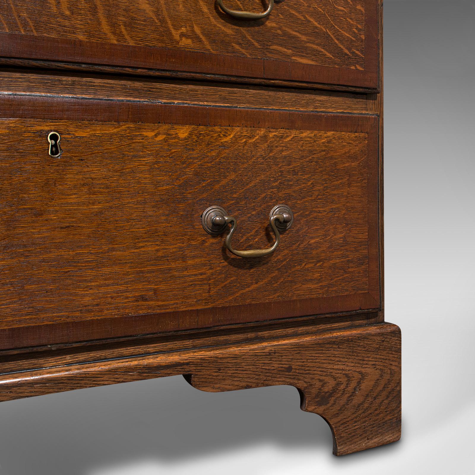 Antique Compact Chest of Drawers, English, Oak, Bedside Cabinet, Georgian, 1800 For Sale 5