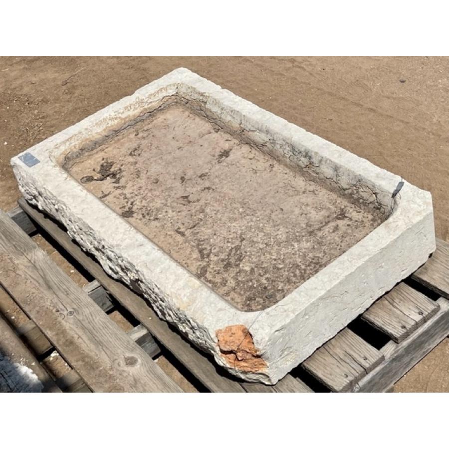 Antique Concrete Basin In Distressed Condition In Scottsdale, AZ