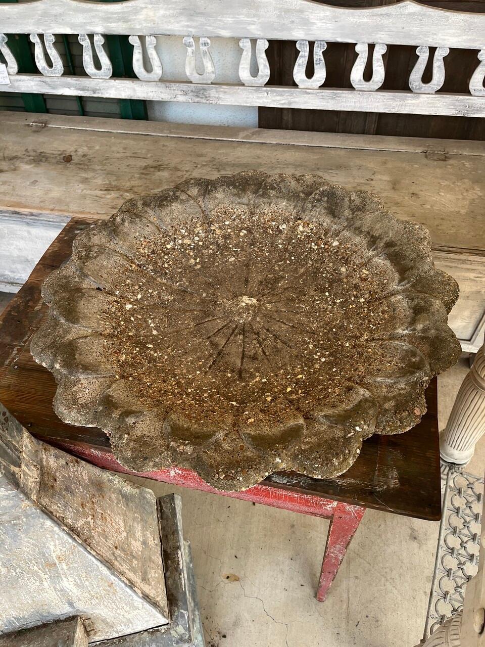 Antique Swan Birdbath en béton 2