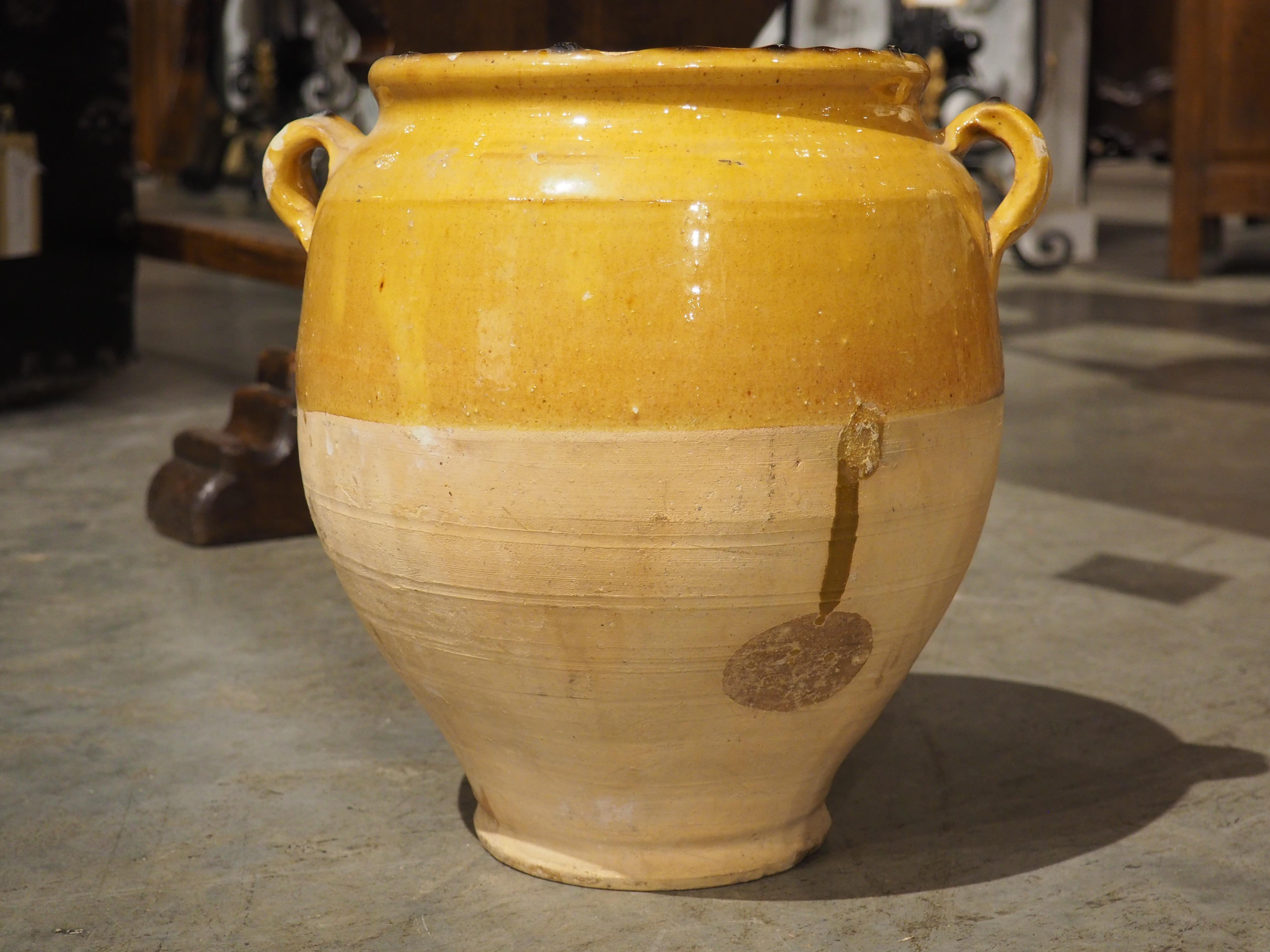 Antique Confit Pot from Southwest France In Good Condition For Sale In Dallas, TX