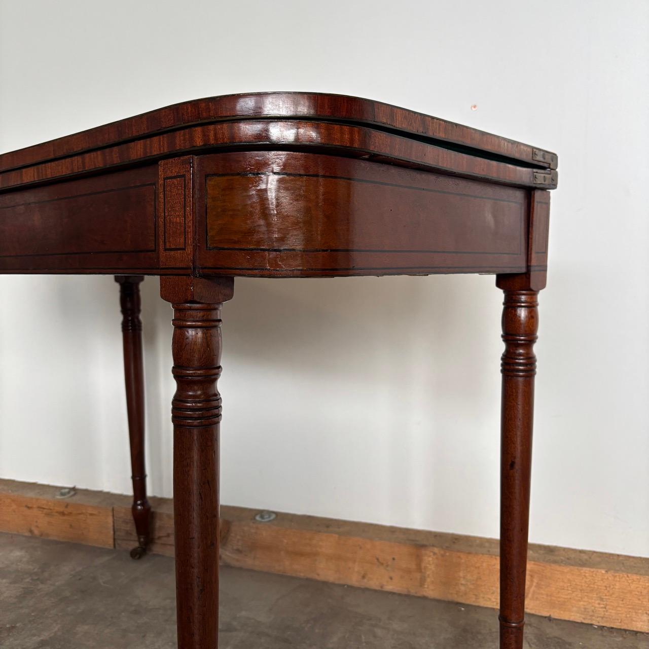 Console ancienne  Angleterre vers 1820  Pyramide acajou en vente 6