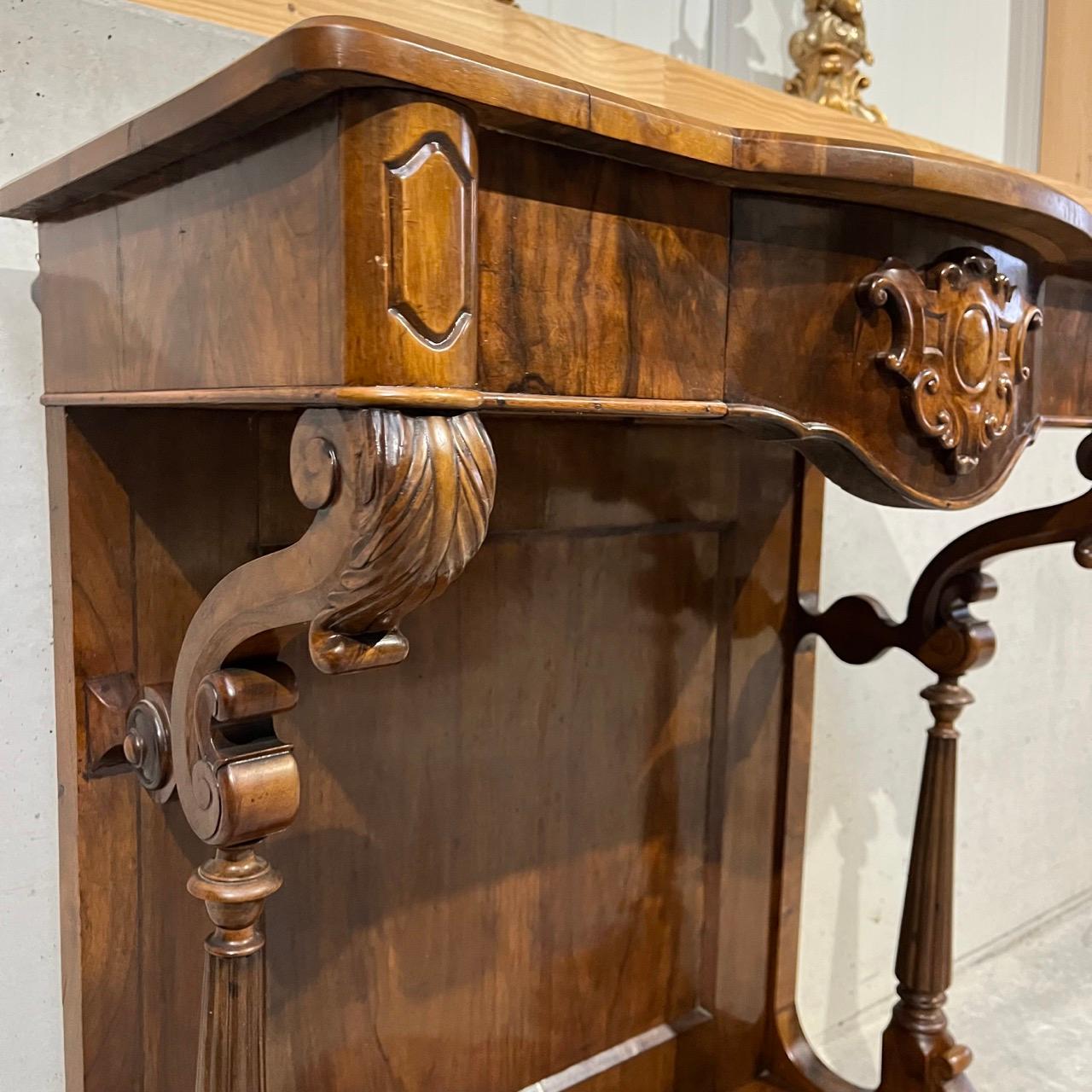 Antique console  Louis Philippe  walnut For Sale 3