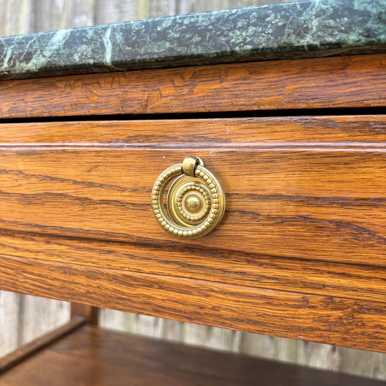 Console antica  Oak massiccio  Francia intorno al 1890 in vendita 1