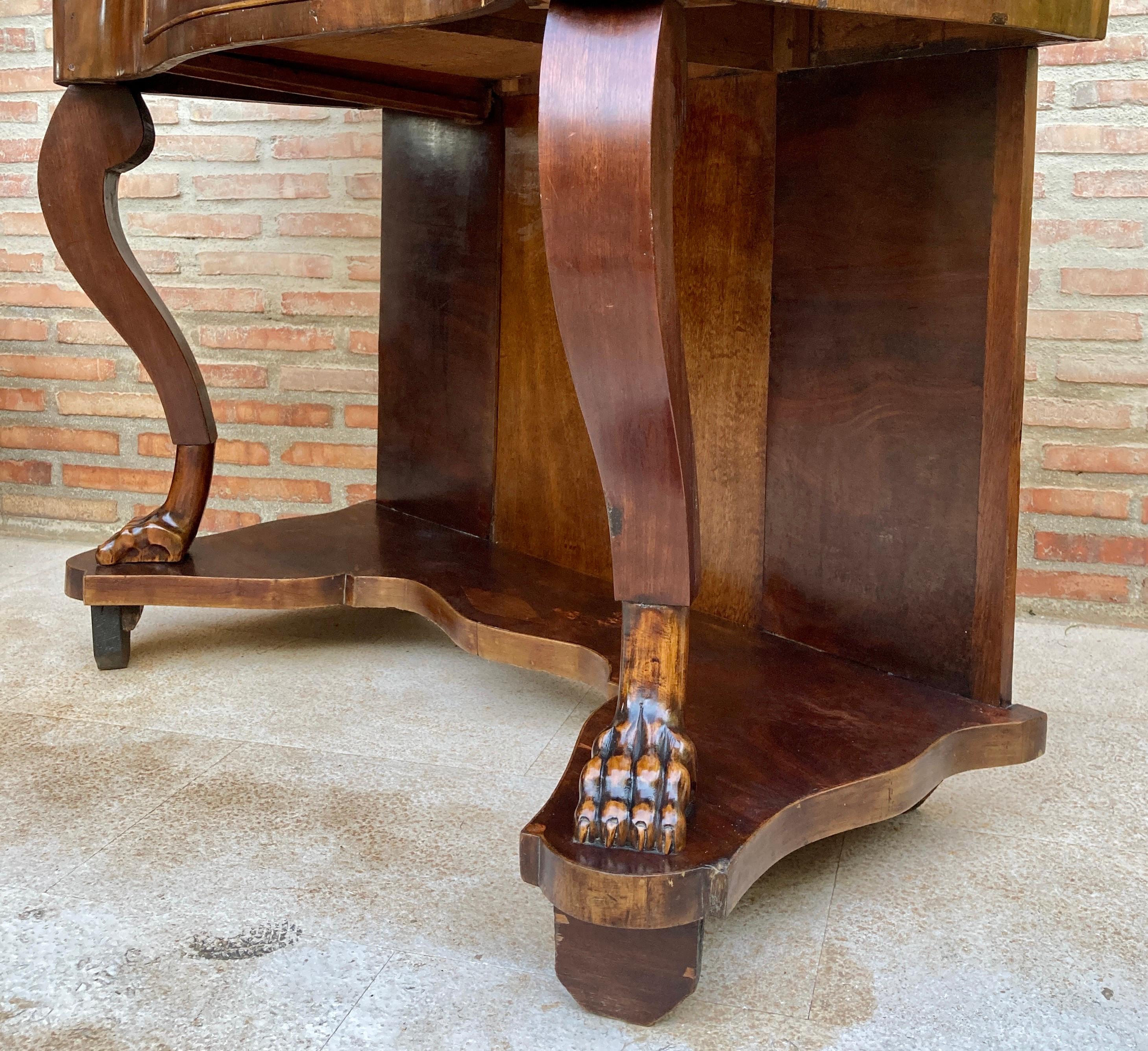 Antique Console Table in Wood with Drawer In Good Condition For Sale In Miami, FL