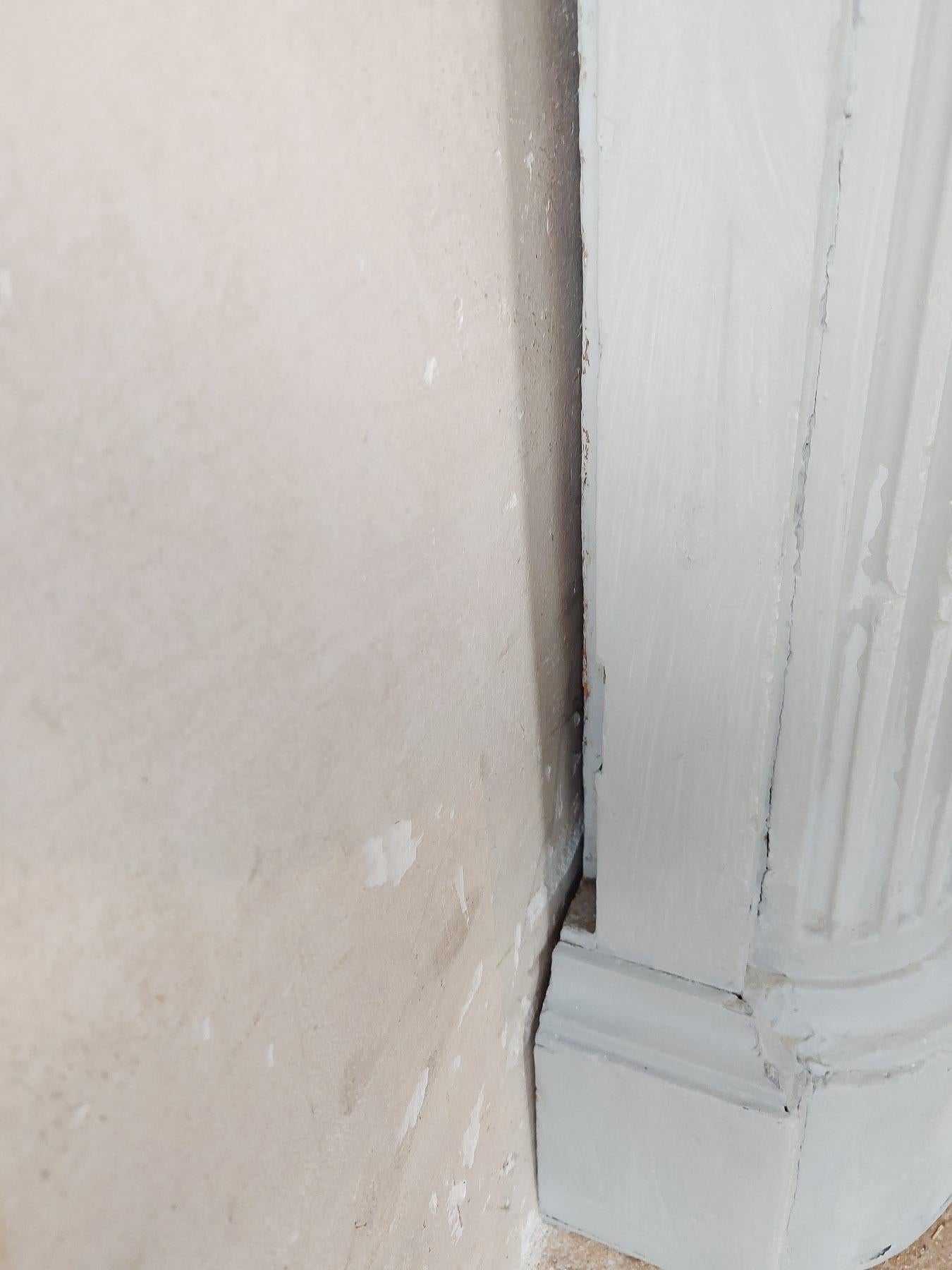 Antique console table with white marble top For Sale at 1stDibs