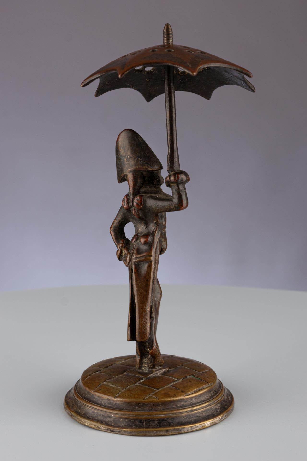 Antique Continental Bronze Napoleon Style Toothpick Holder For Sale 10