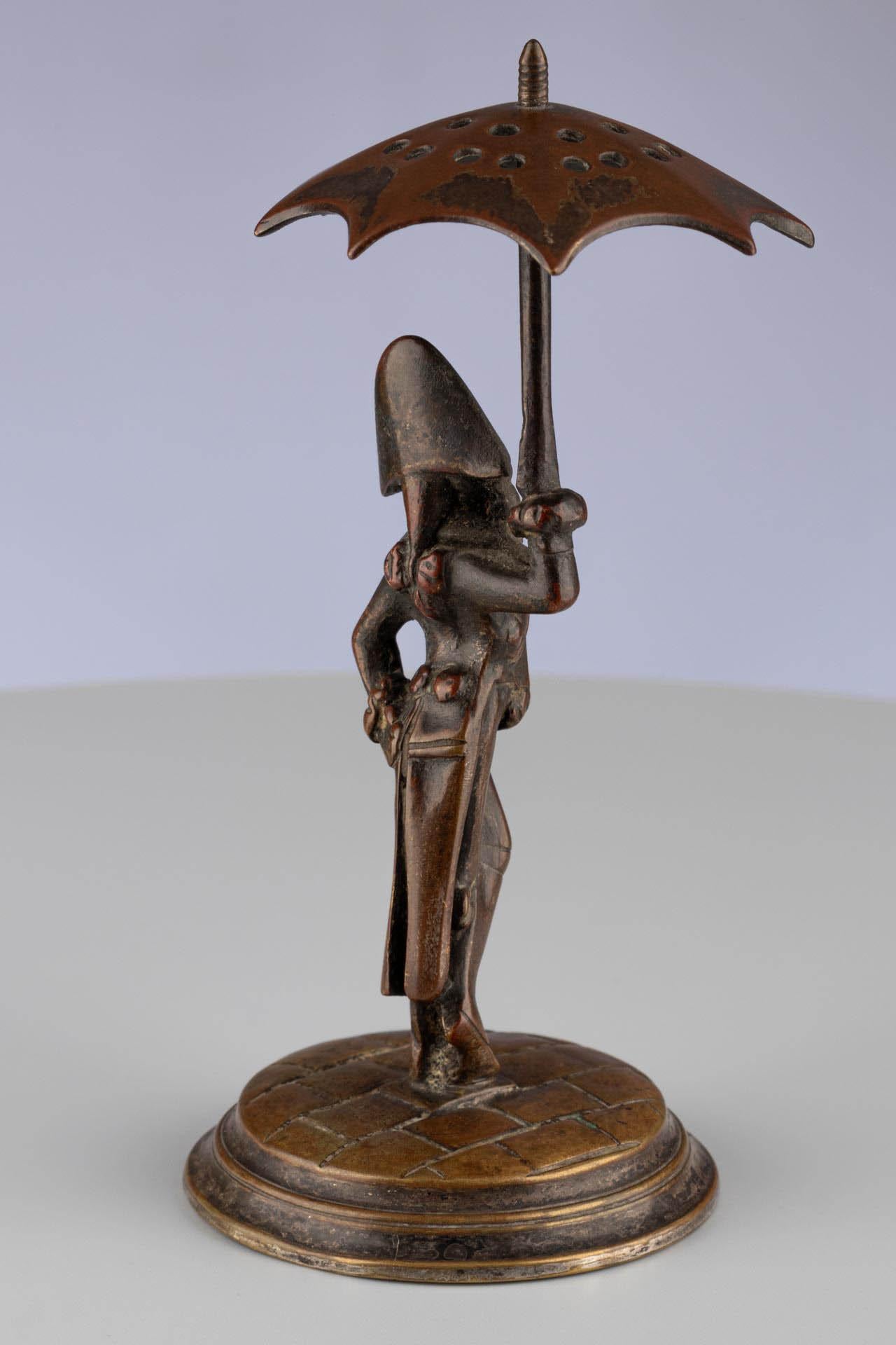 Antique Continental Bronze Napoleon Style Toothpick Holder For Sale 1