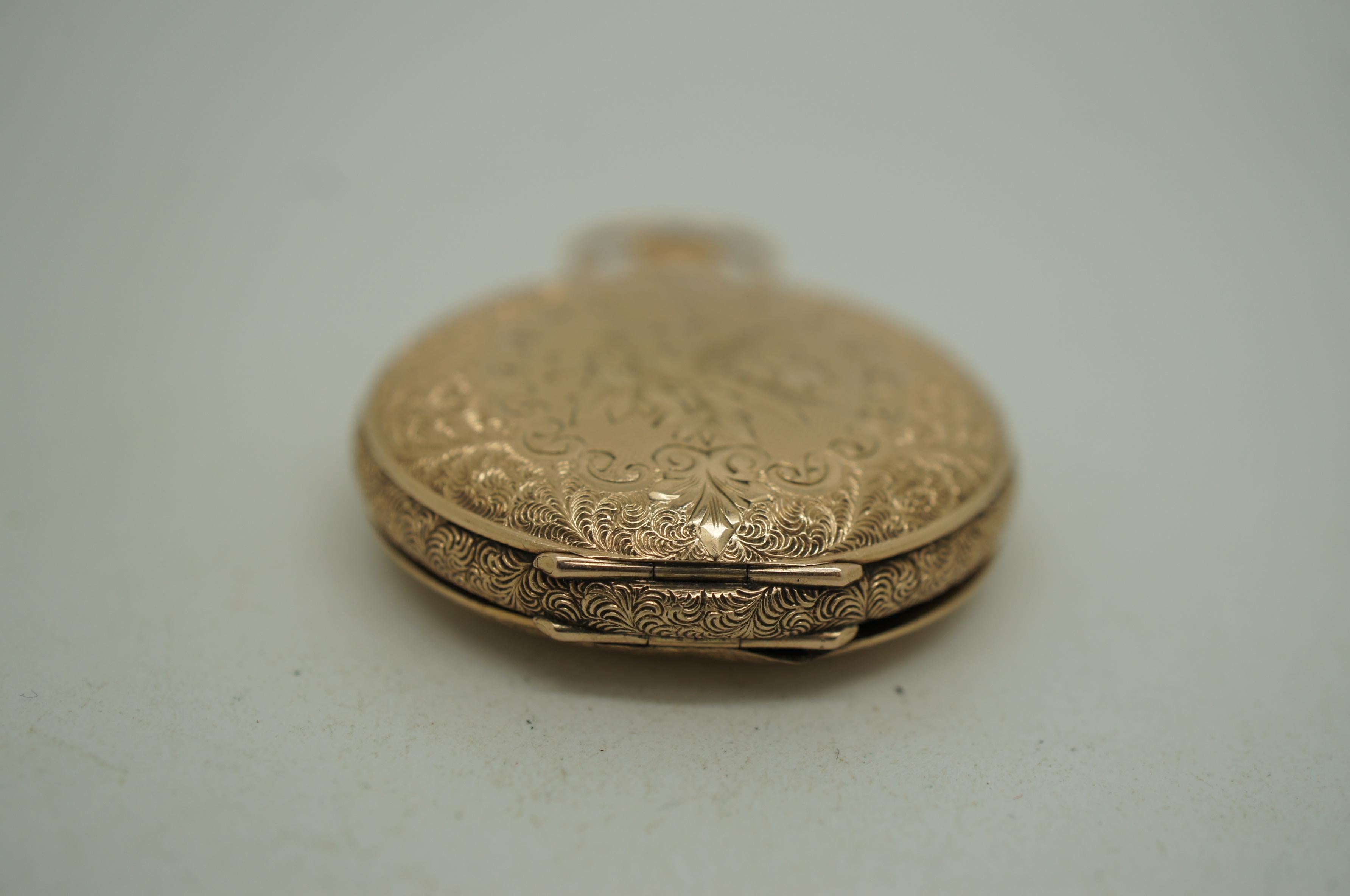 Montre de poche ancienne continentale Brooklyn Eagle Case en or 8 carats pour femmes Bon état à Dayton, OH