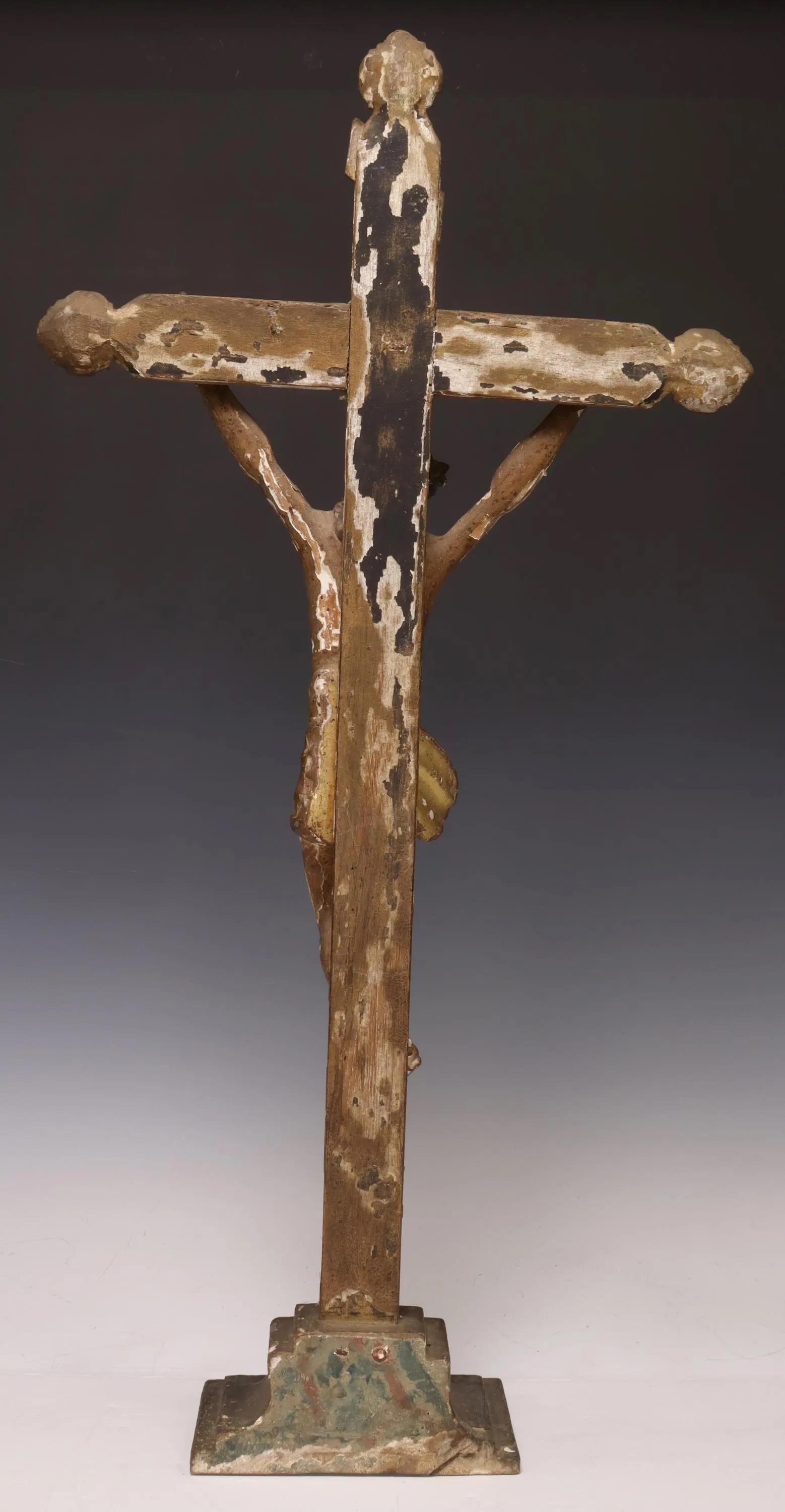 Hand-Carved Antique Continental Carved Wood Tabletop Altar Crucifix For Sale