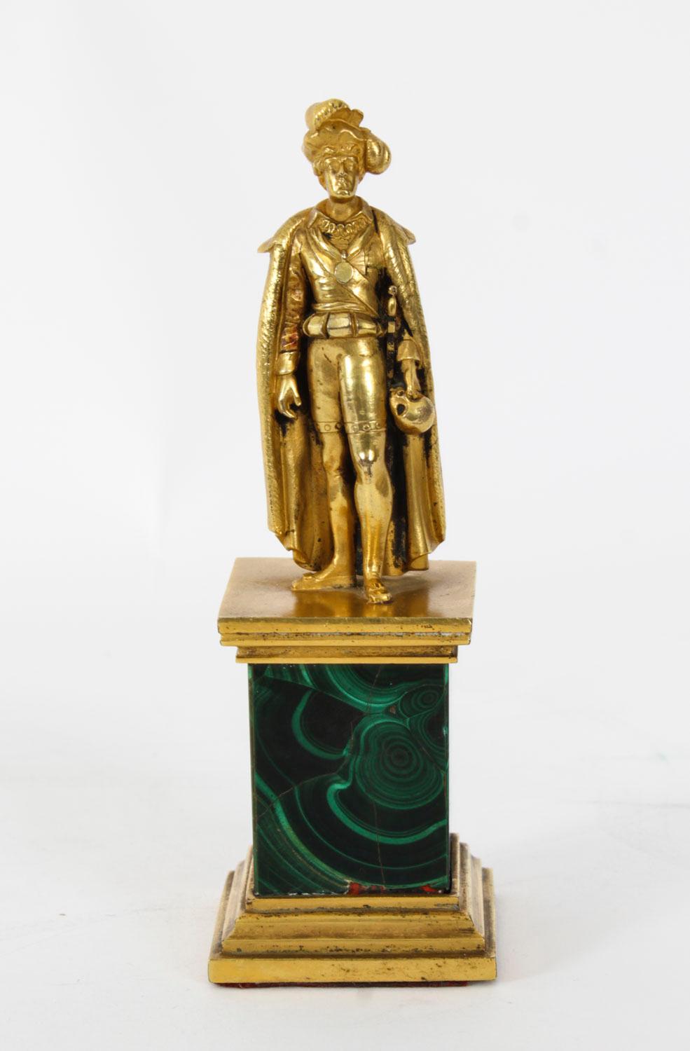 Hamlet continental ancien en bronze doré et sculpture de malachite 19ème siècle Bon état - En vente à London, GB