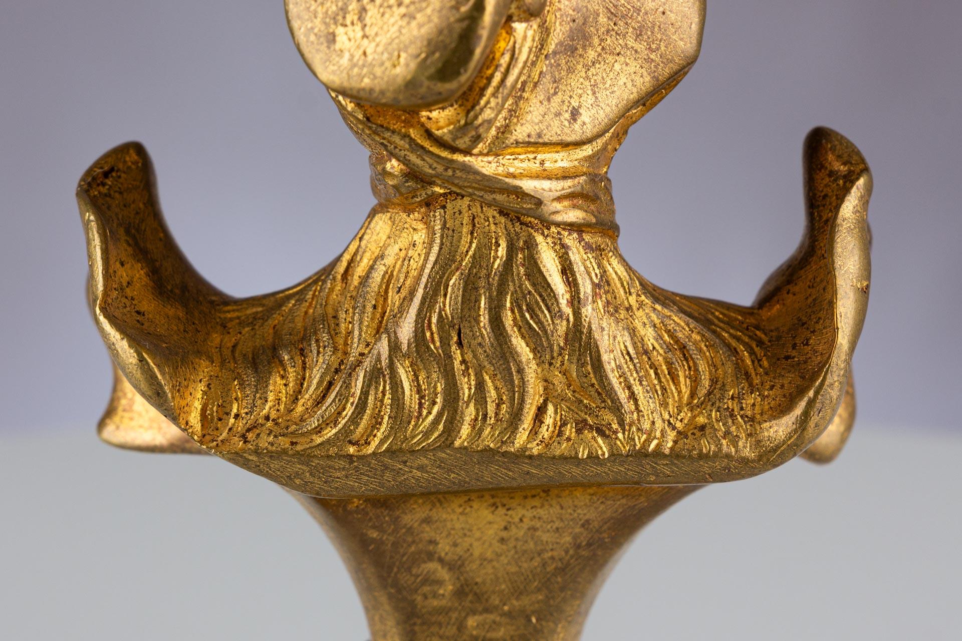 Antica scultura continentale in bronzo dorato e oro con figura di busto femminile in vendita 9