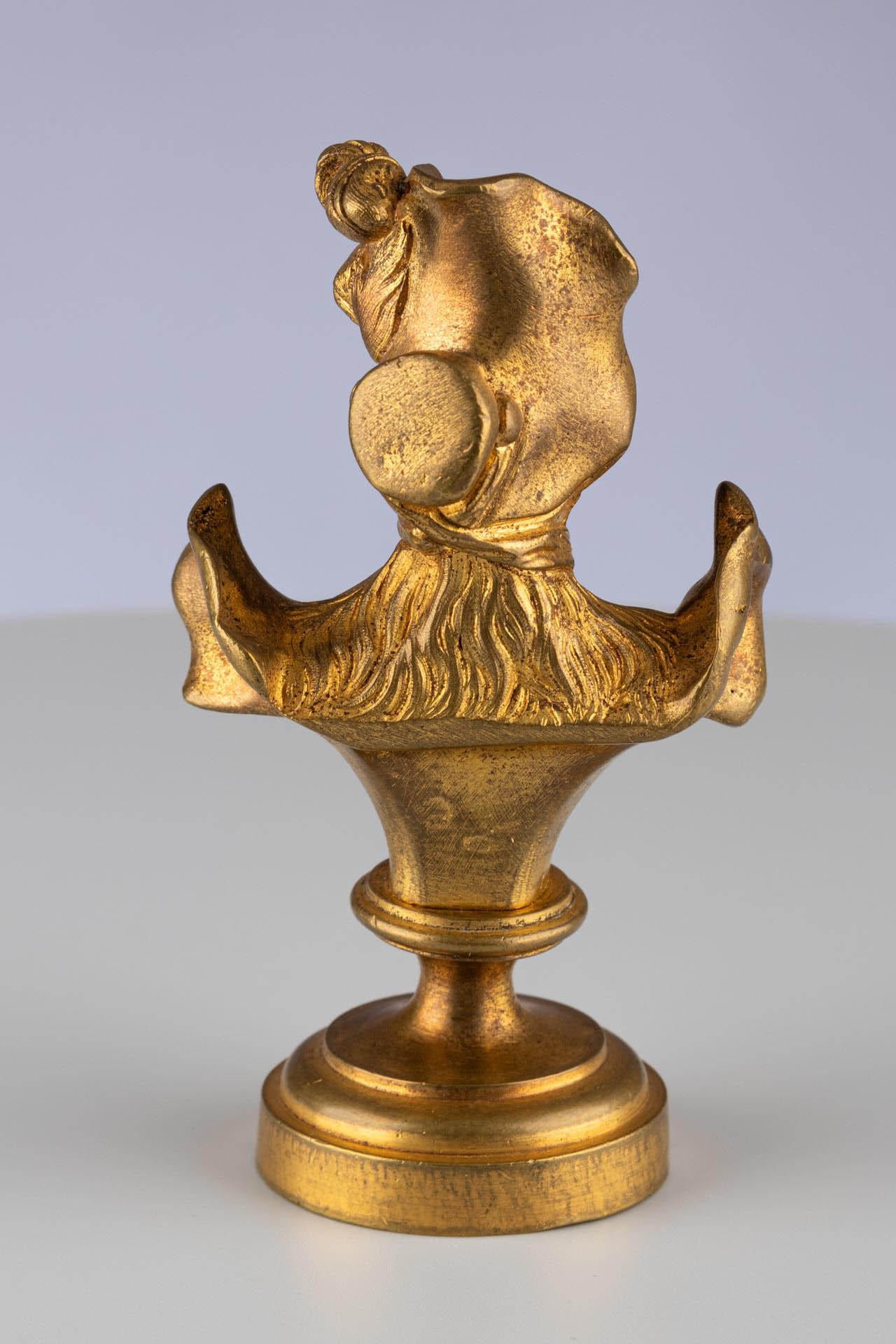 Antica scultura continentale in bronzo dorato e oro con figura di busto femminile In condizioni buone in vendita a Greven, DE