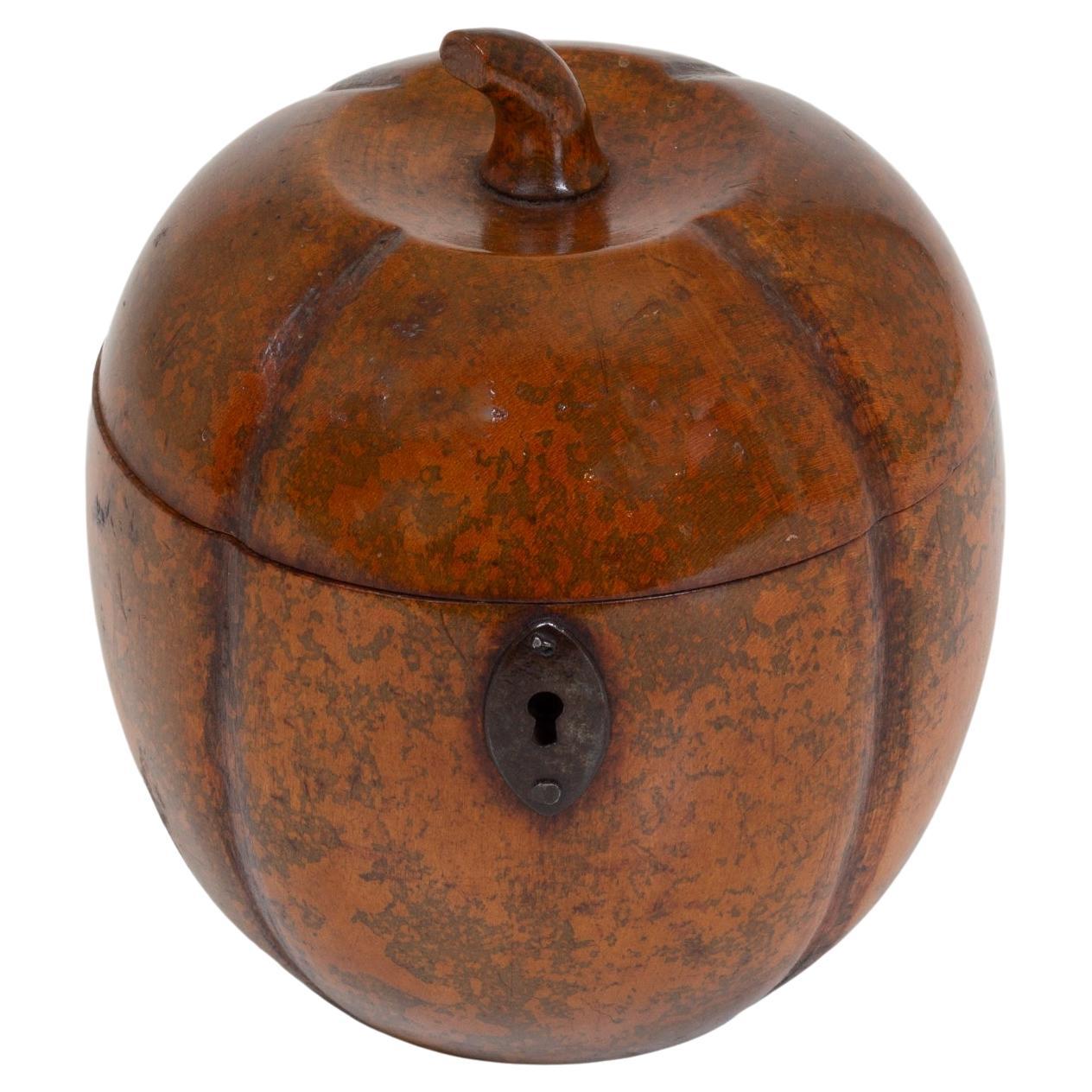 Ancienne boîte à thé continentale en forme de melon et de fruit