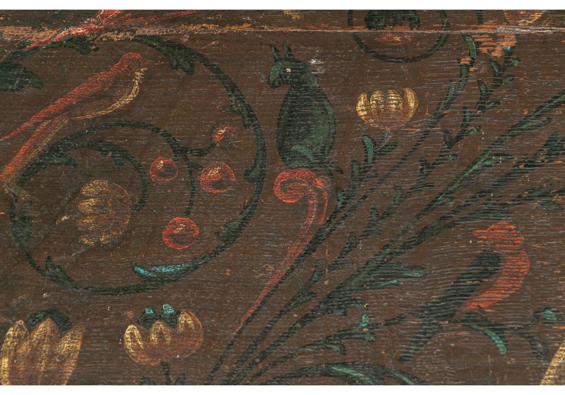 Bois Ancienne table de taverne octogonale à plateau basculant décorée de peinture continentale, datée de 1706 en vente
