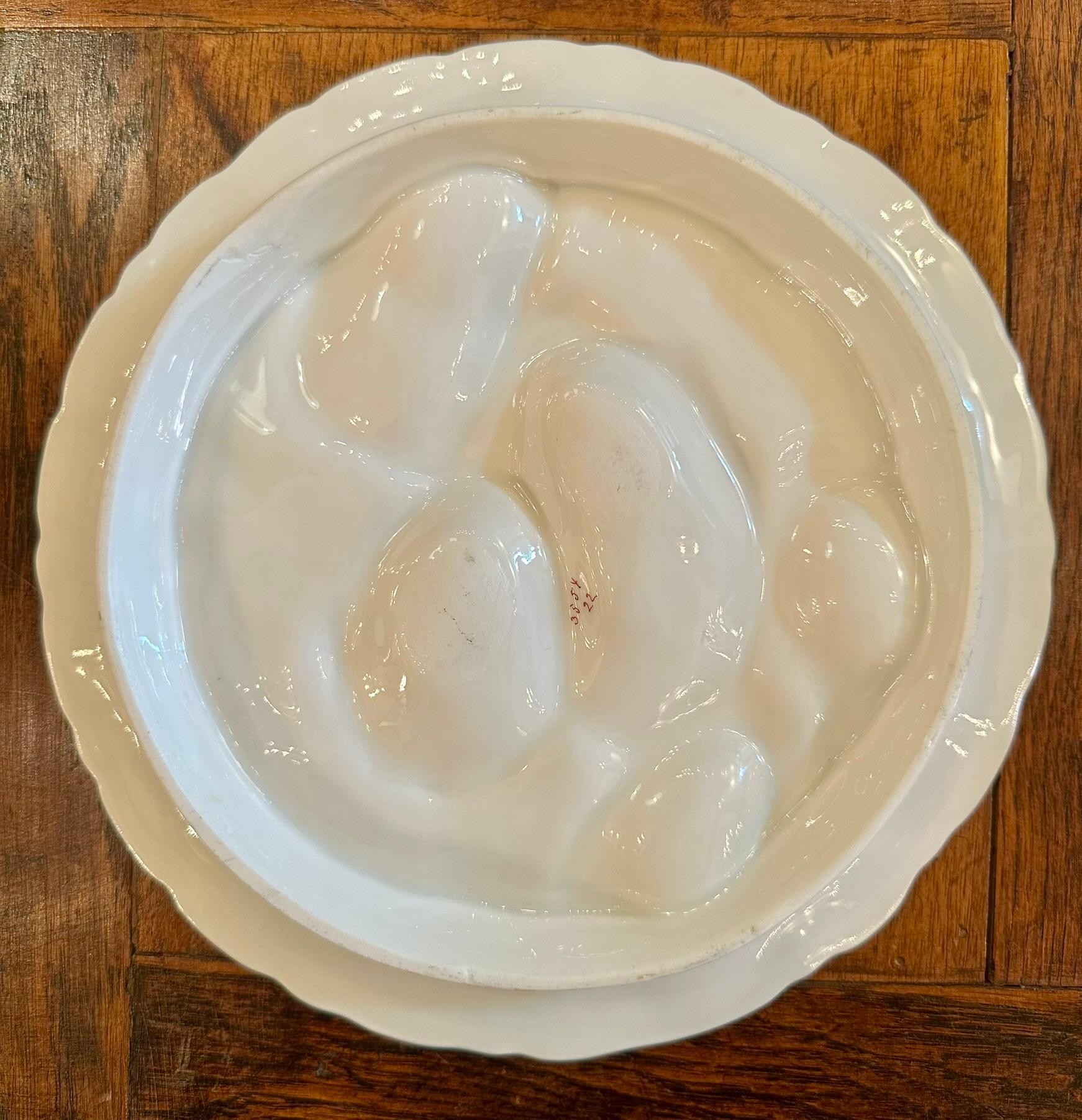 Antique Continental Porcelain Cobalt & Gold Turkey Pattern Oyster Plate Ca. 1890 im Zustand „Gut“ im Angebot in New Orleans, LA