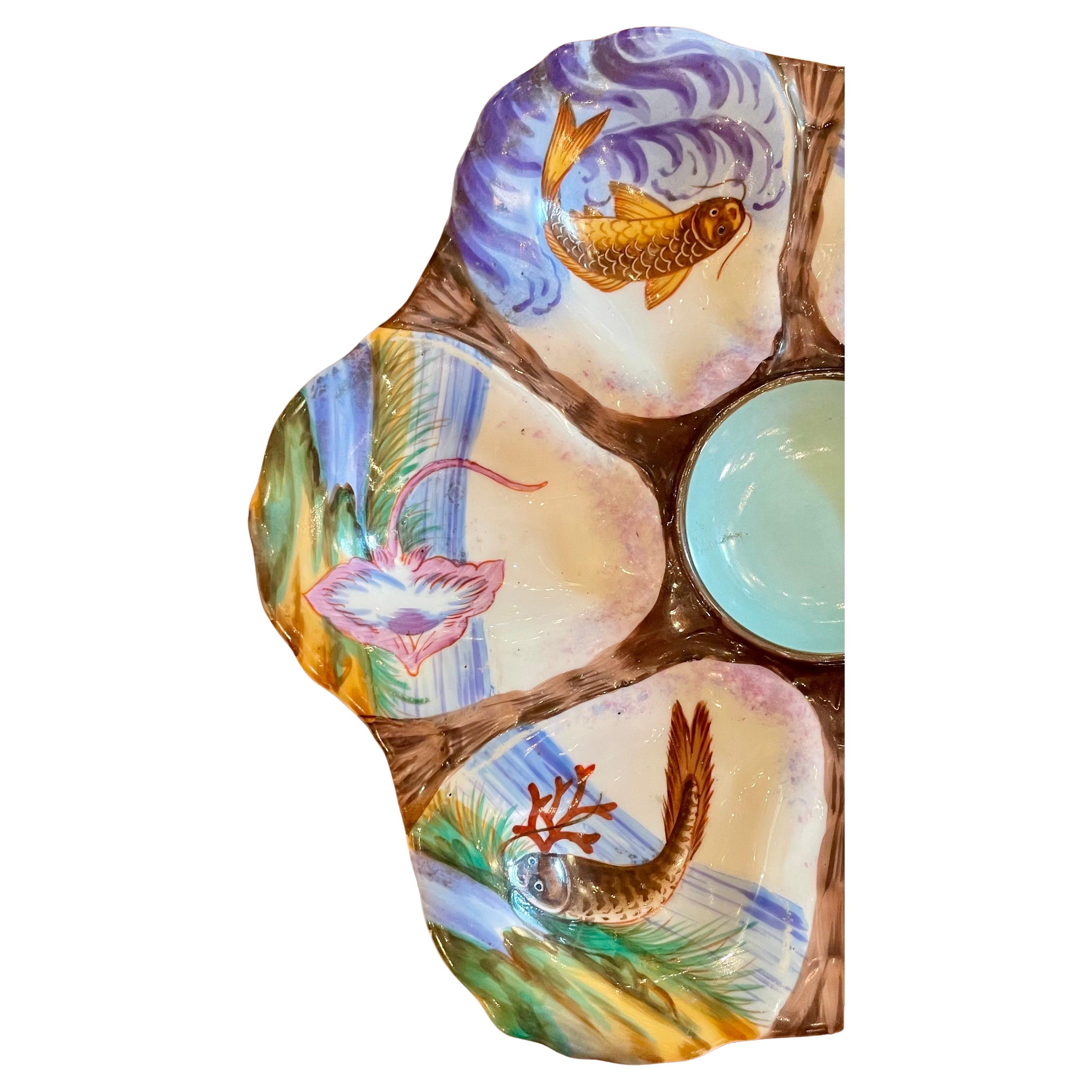 Antiguo plato de ostras de porcelana continental pintado a mano con colores de la vida marina C 1890 en Bueno estado para la venta en New Orleans, LA