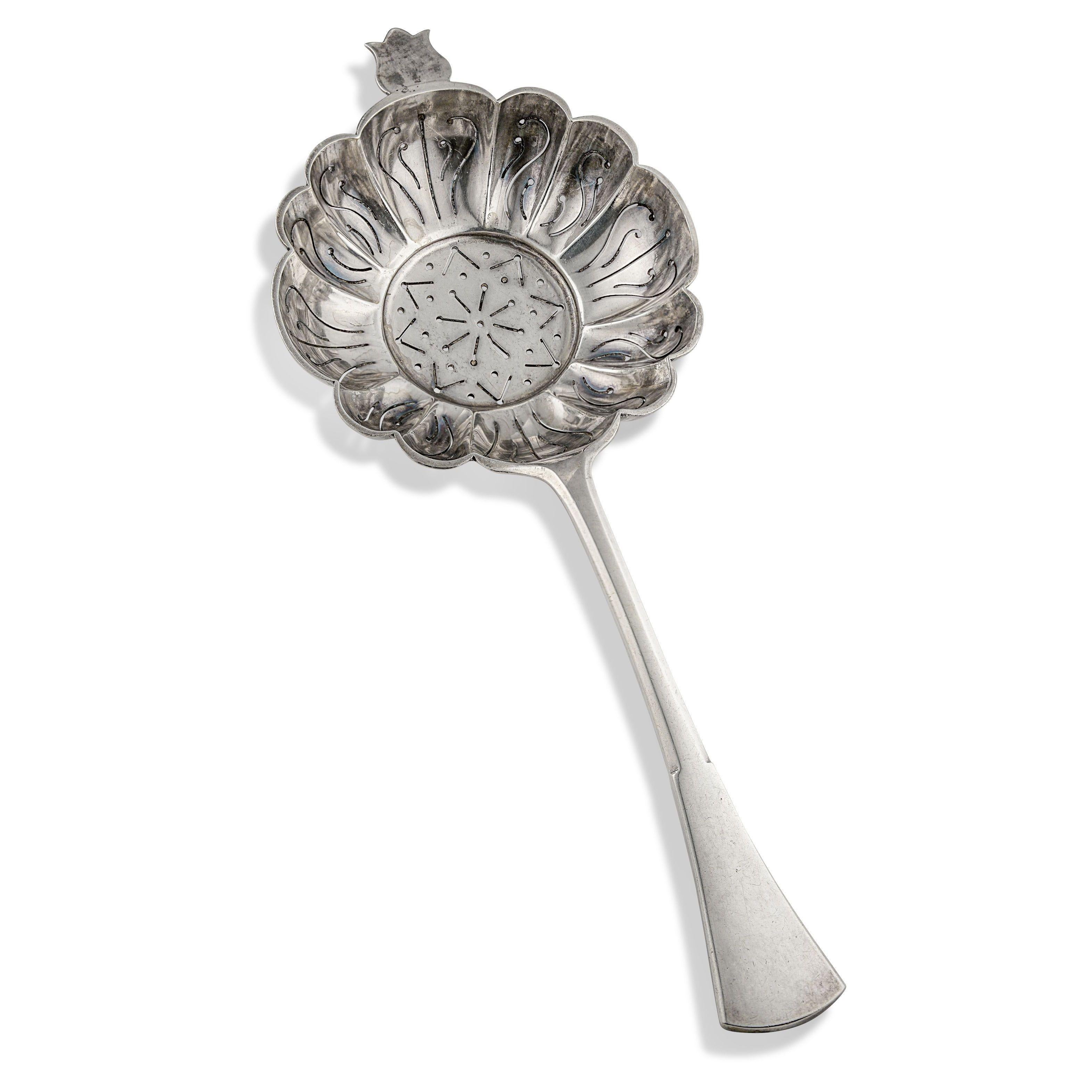 Fine quality Austrian Continental silver sugar sifter/Berry spoon, distinctive scalloped and beautifully pierced bowl. Simple handle with no engraving. Fine quality made from heavy gauge Silver, weighing approx. 94.75g. Measuring approx. 8” long