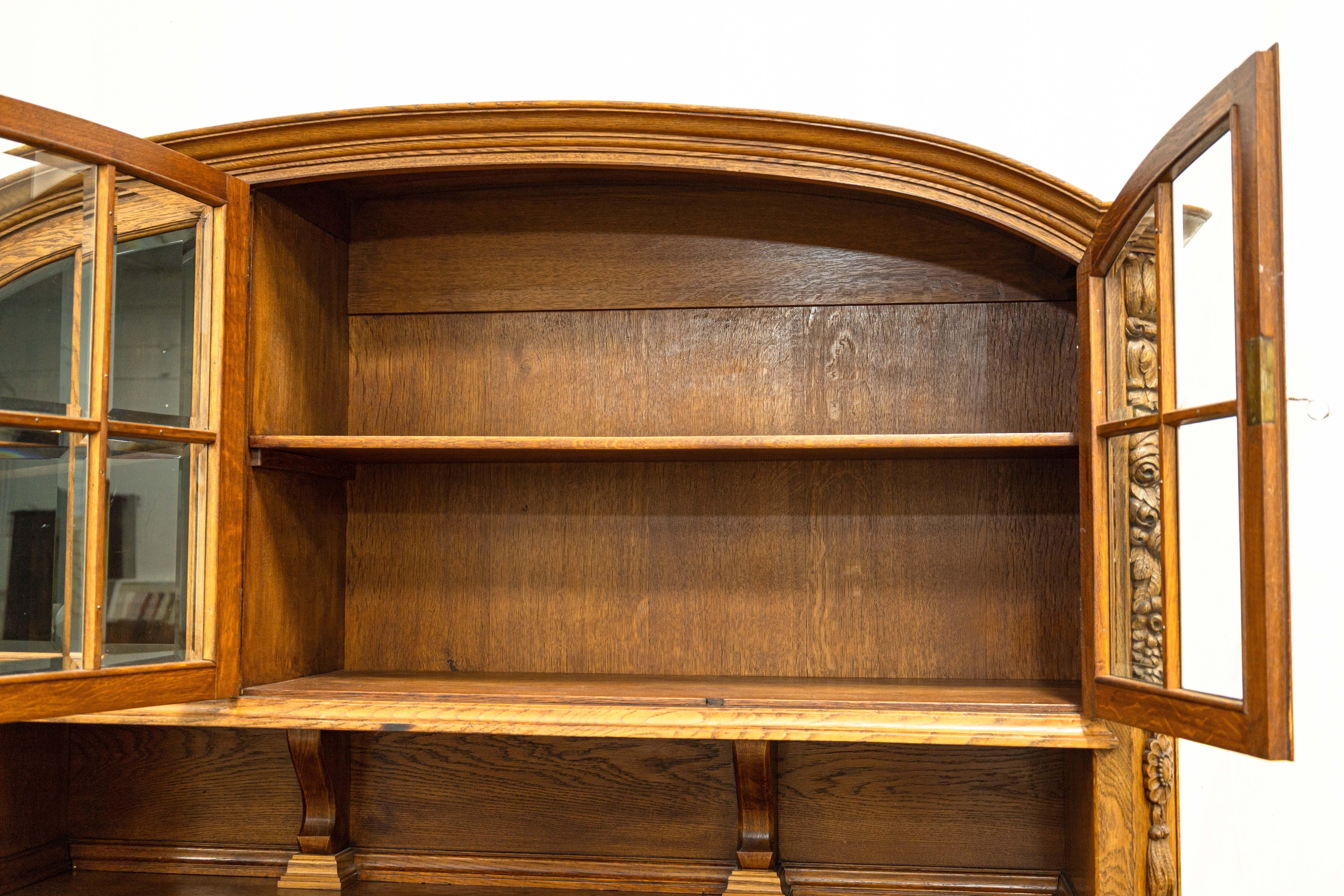 Antico mobile da parete continentale di fine secolo in legno di Oak Wood 5