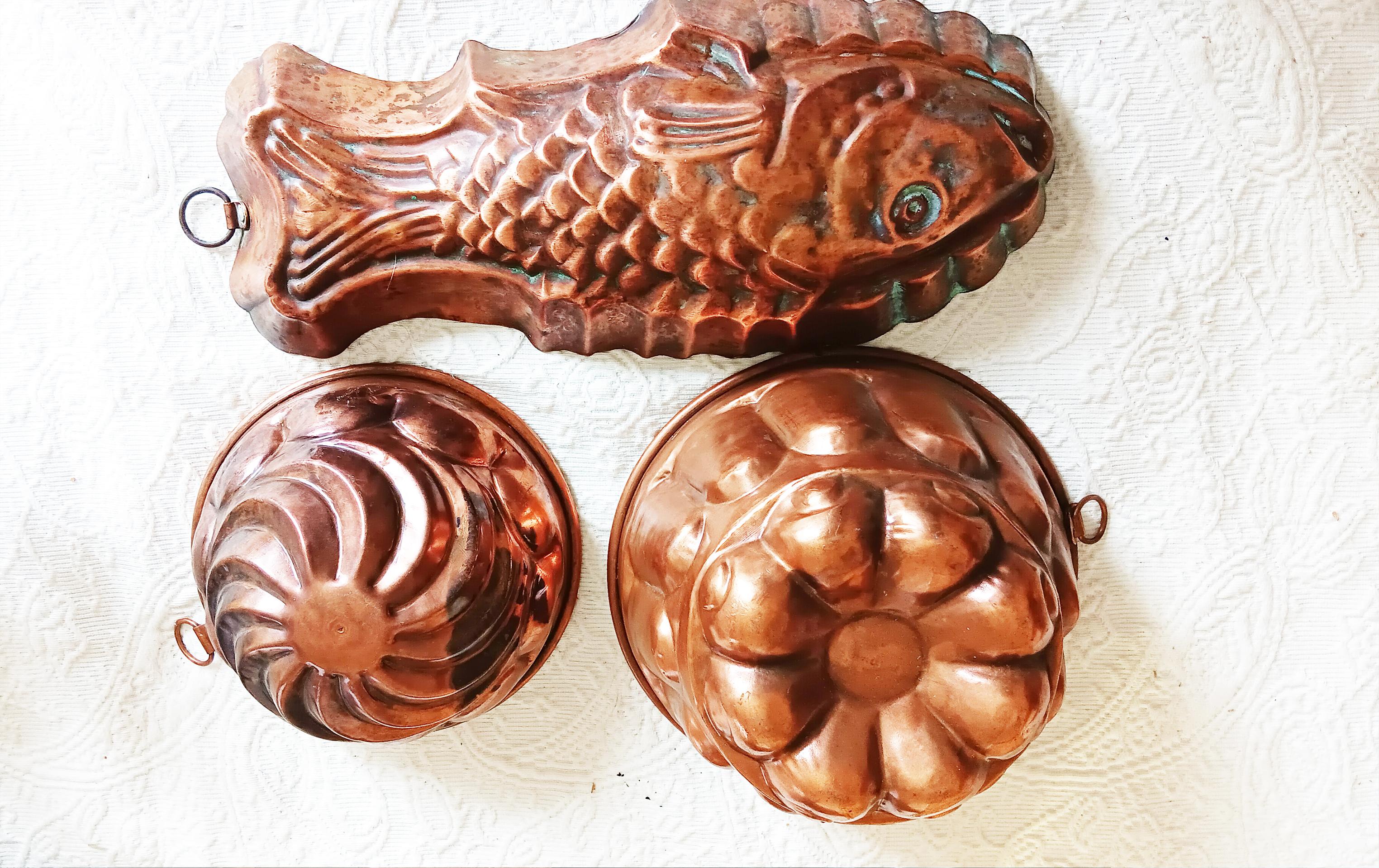 Moldes de cobre antiguos  Pescado y Formas Redondas Decoración de Pared de Cocina Lote 3 Español en venta