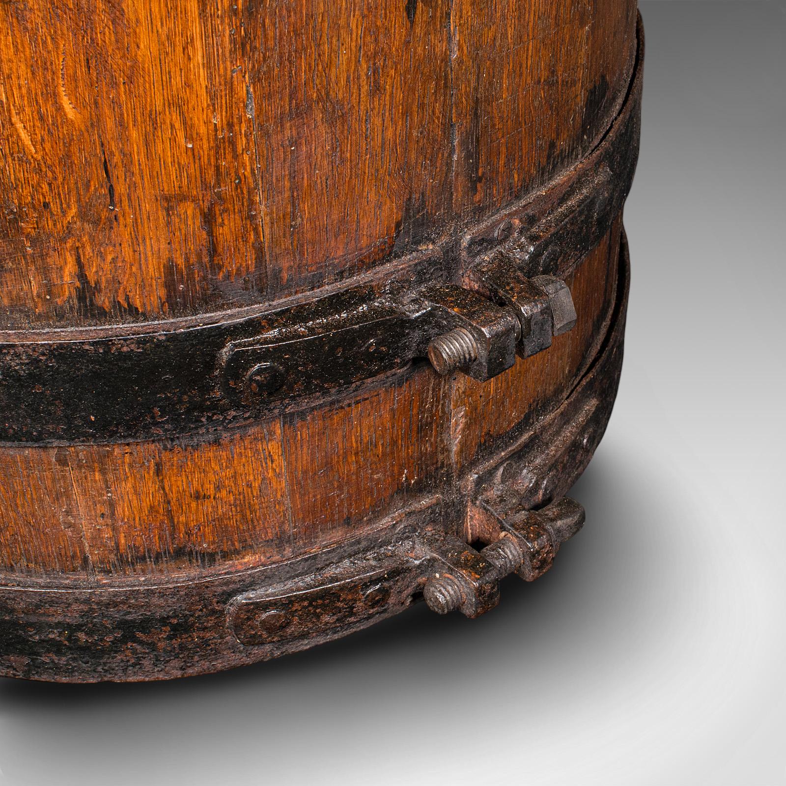 Antique Coopered Stick Stand, English, Oak, Barrel, Umbrella Loop, Victorian in vendita 3