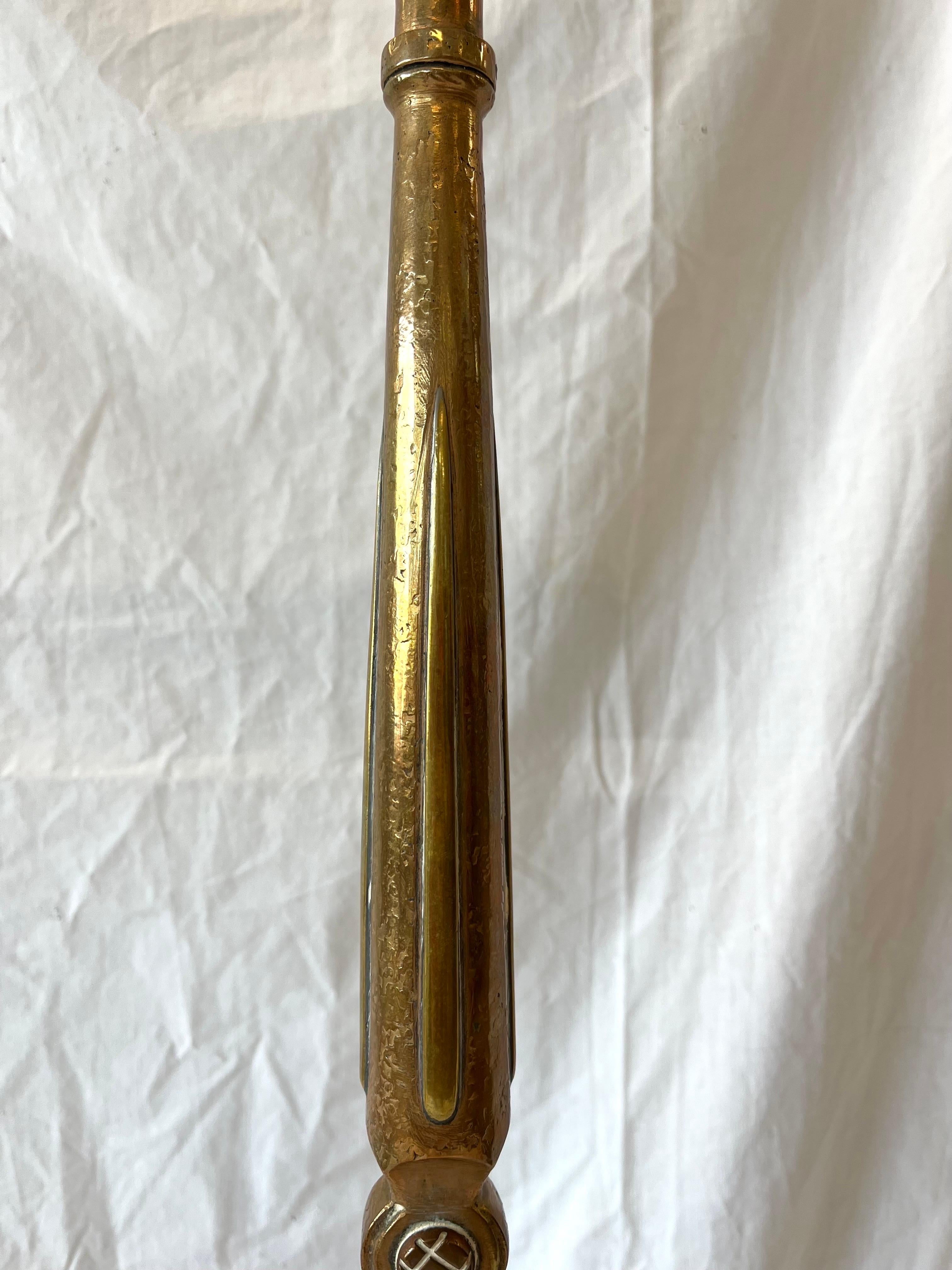 Antique Copper Brass Mixed Metal Ornate Moorish Style Hand Crafted Floor Lamp (lampe de sol de style mauresque) en vente 9