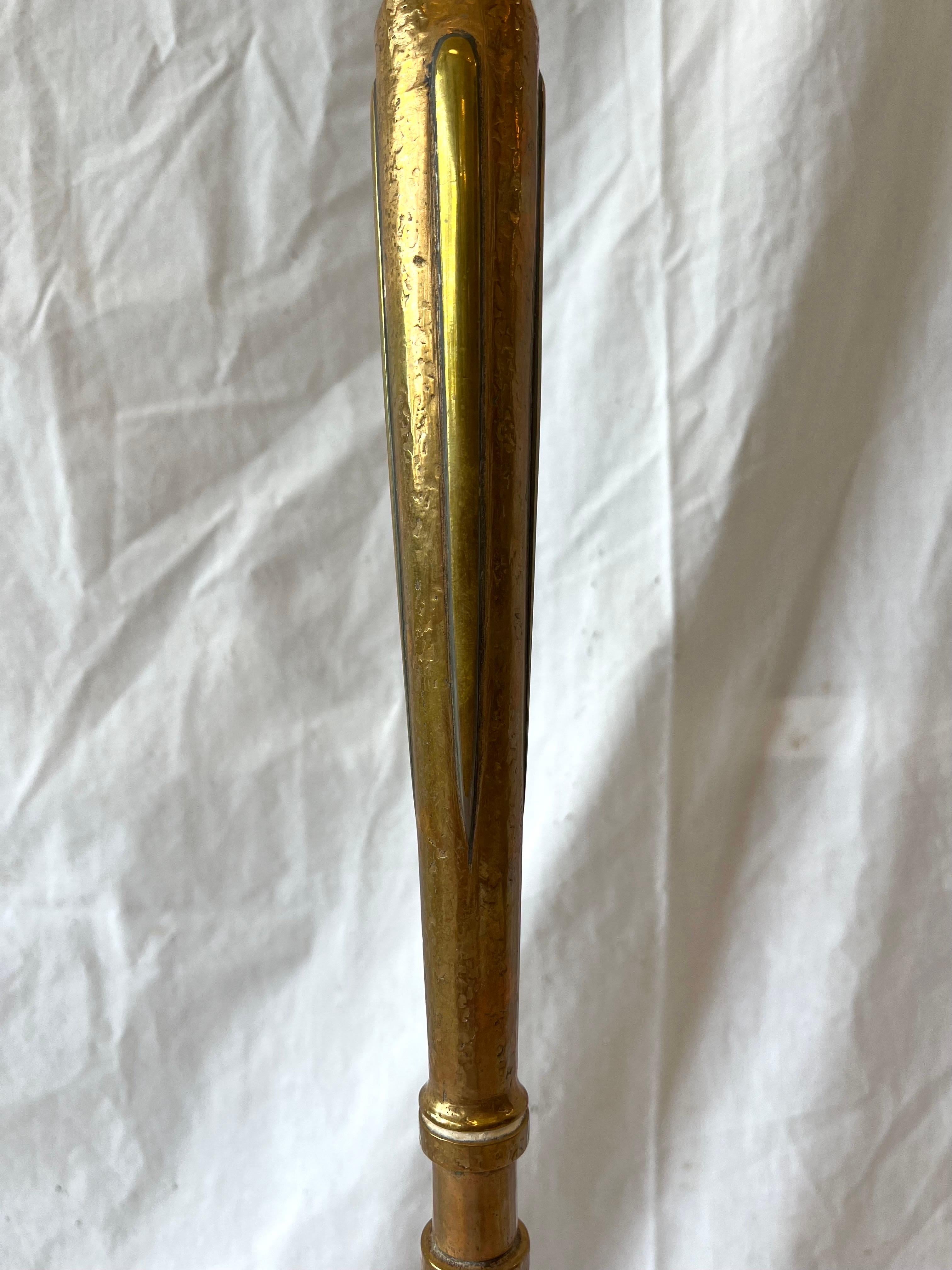 Antike handgefertigte Stehlampe aus Kupfer und Messing, gemischtes Metall, verschnörkelter maurischer Stil im Angebot 12