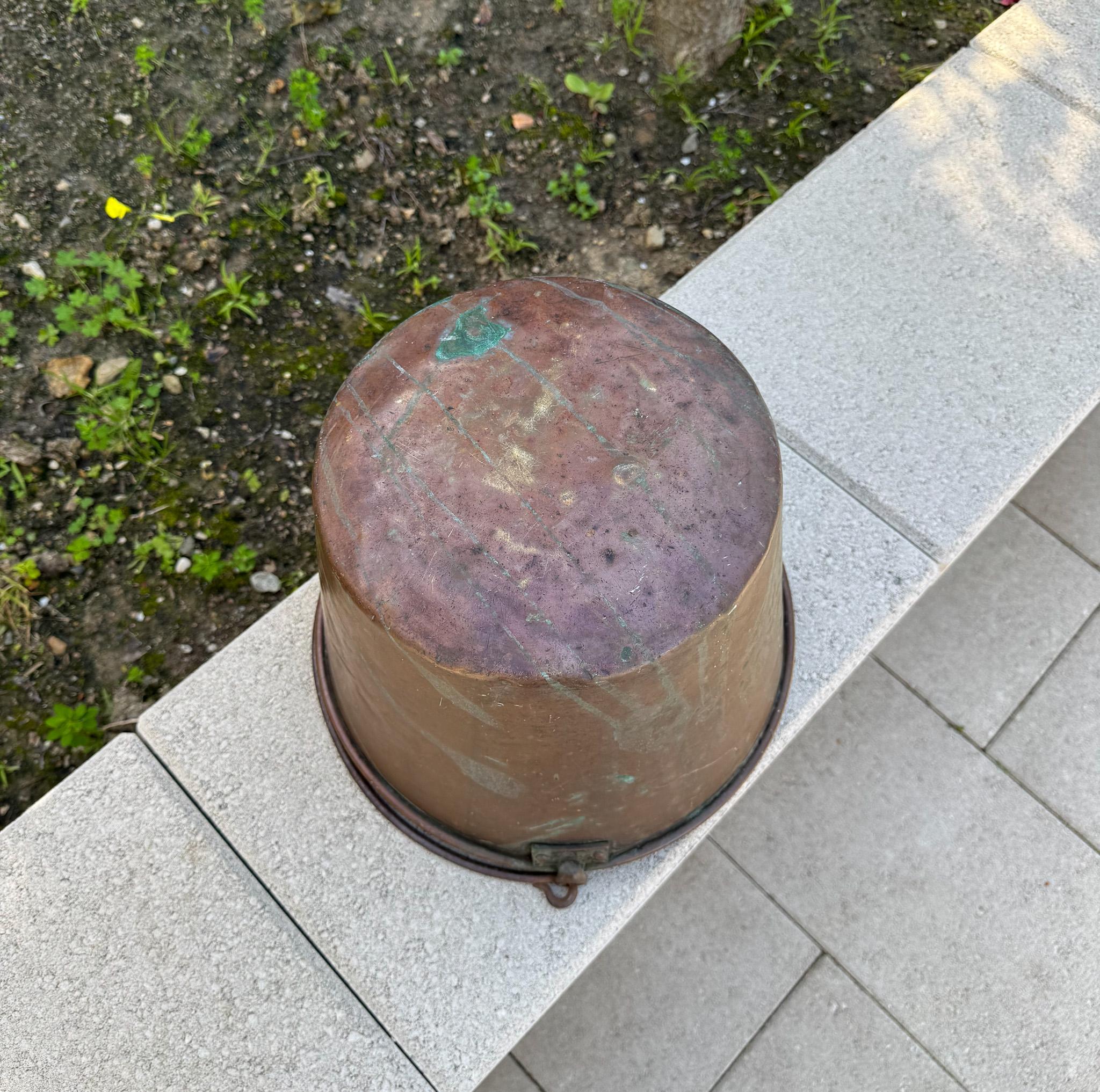 Antiguo cubo de cobre con asa, Estados Unidos, Siglo XIX en venta 11