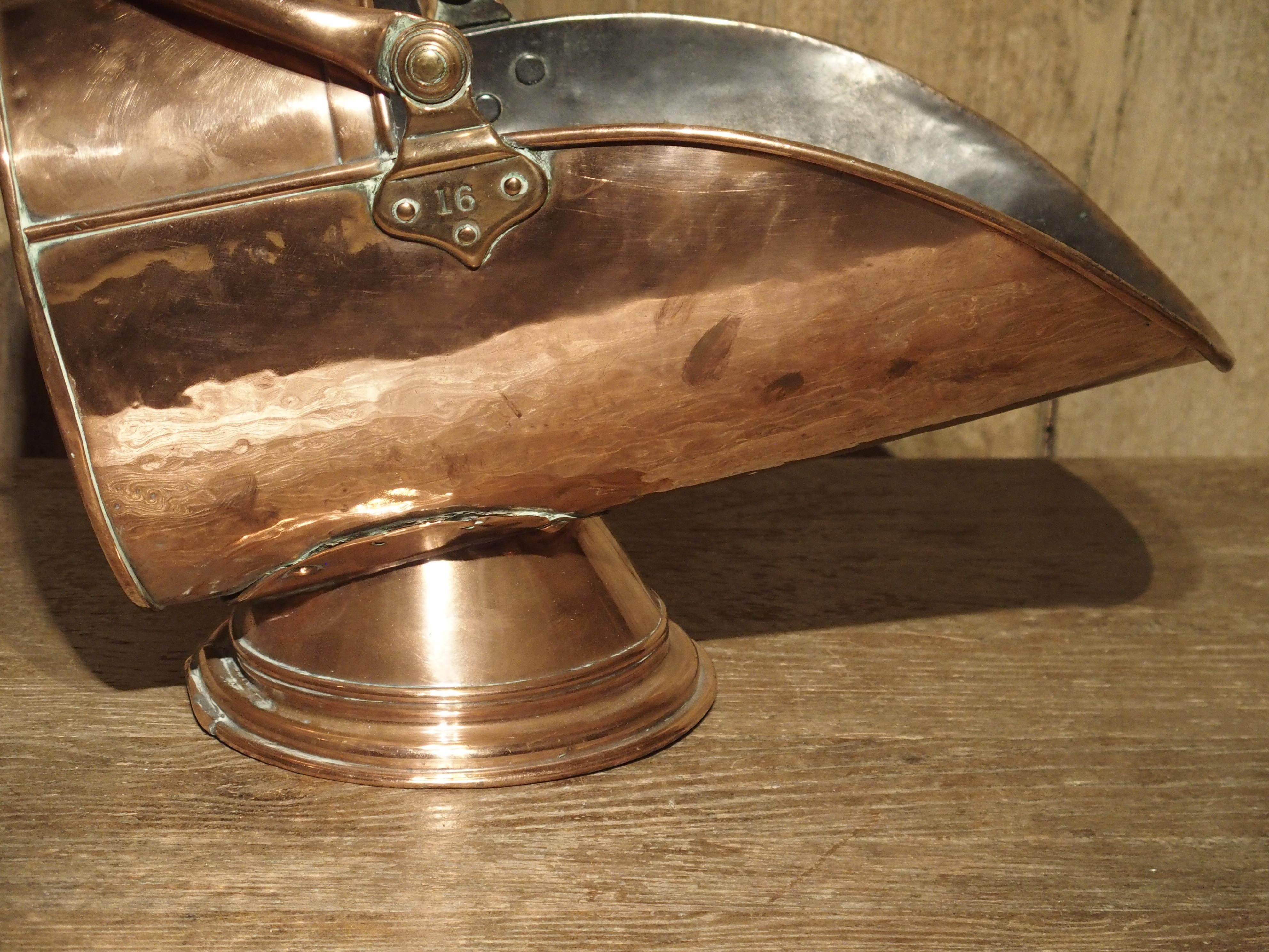 Antique Copper Coal Scuttle from England, circa 1885 4