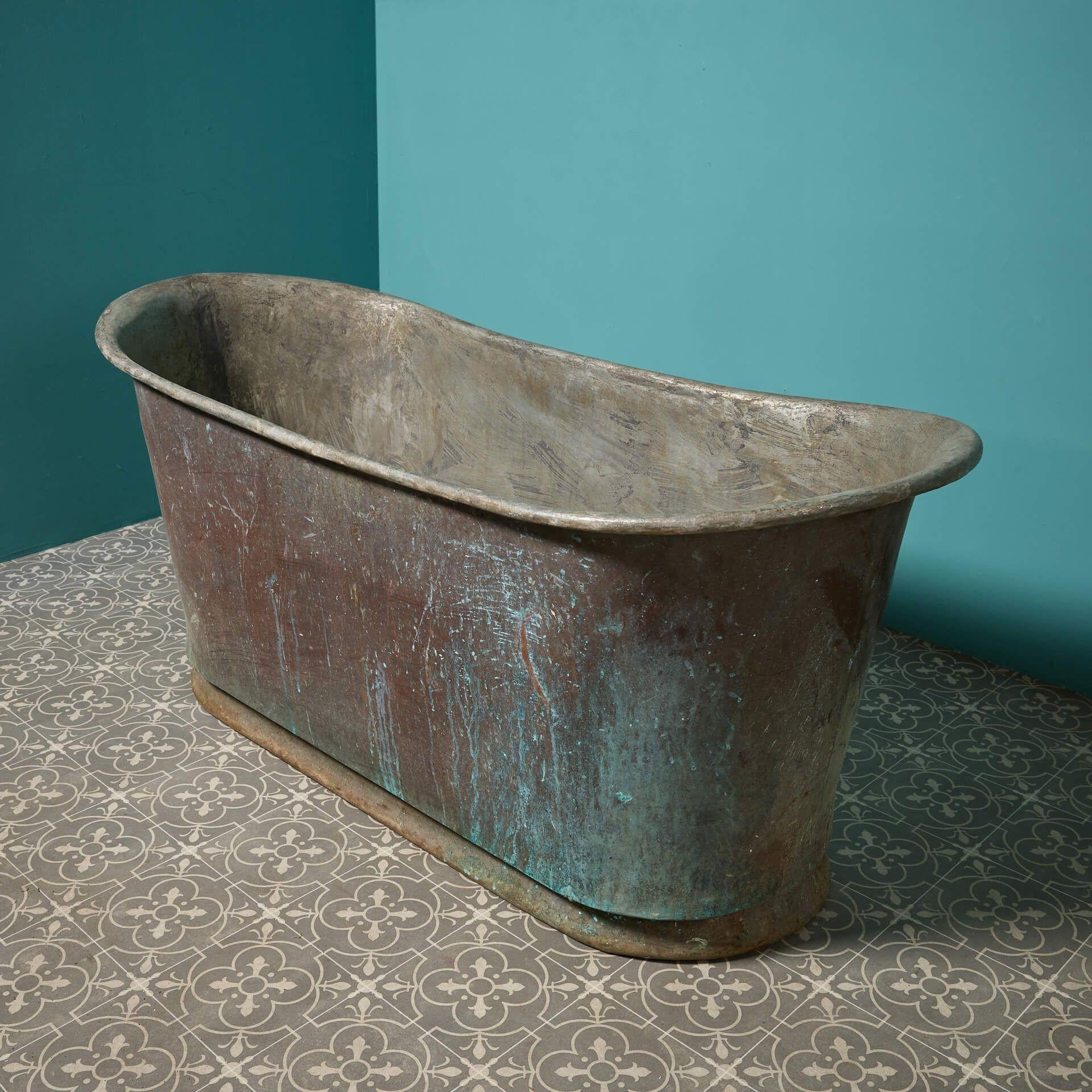 Français Baignoire double en cuivre antique en vente