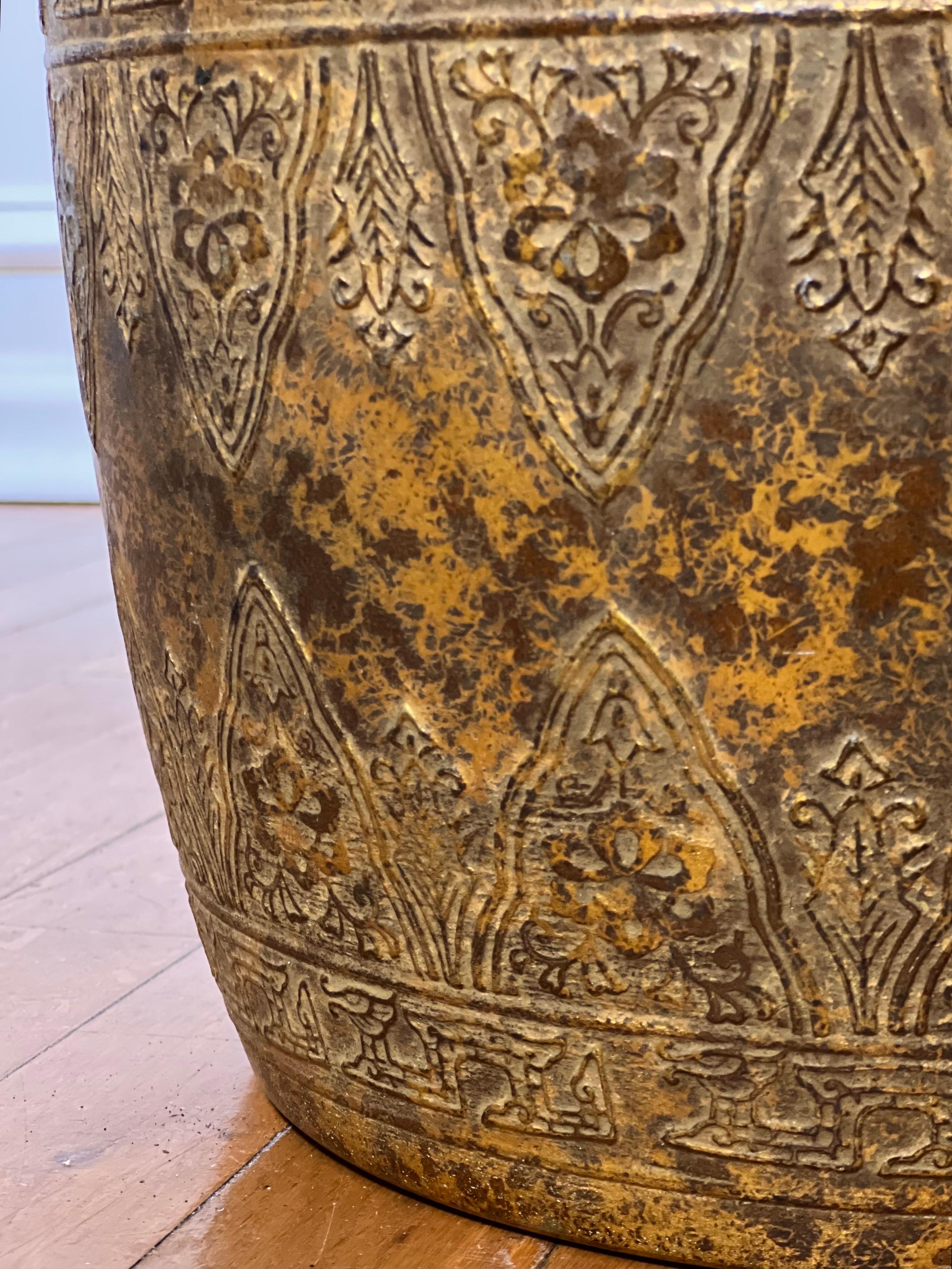 Table ou tabouret de jardin marocain en cuivre antique en vente 1