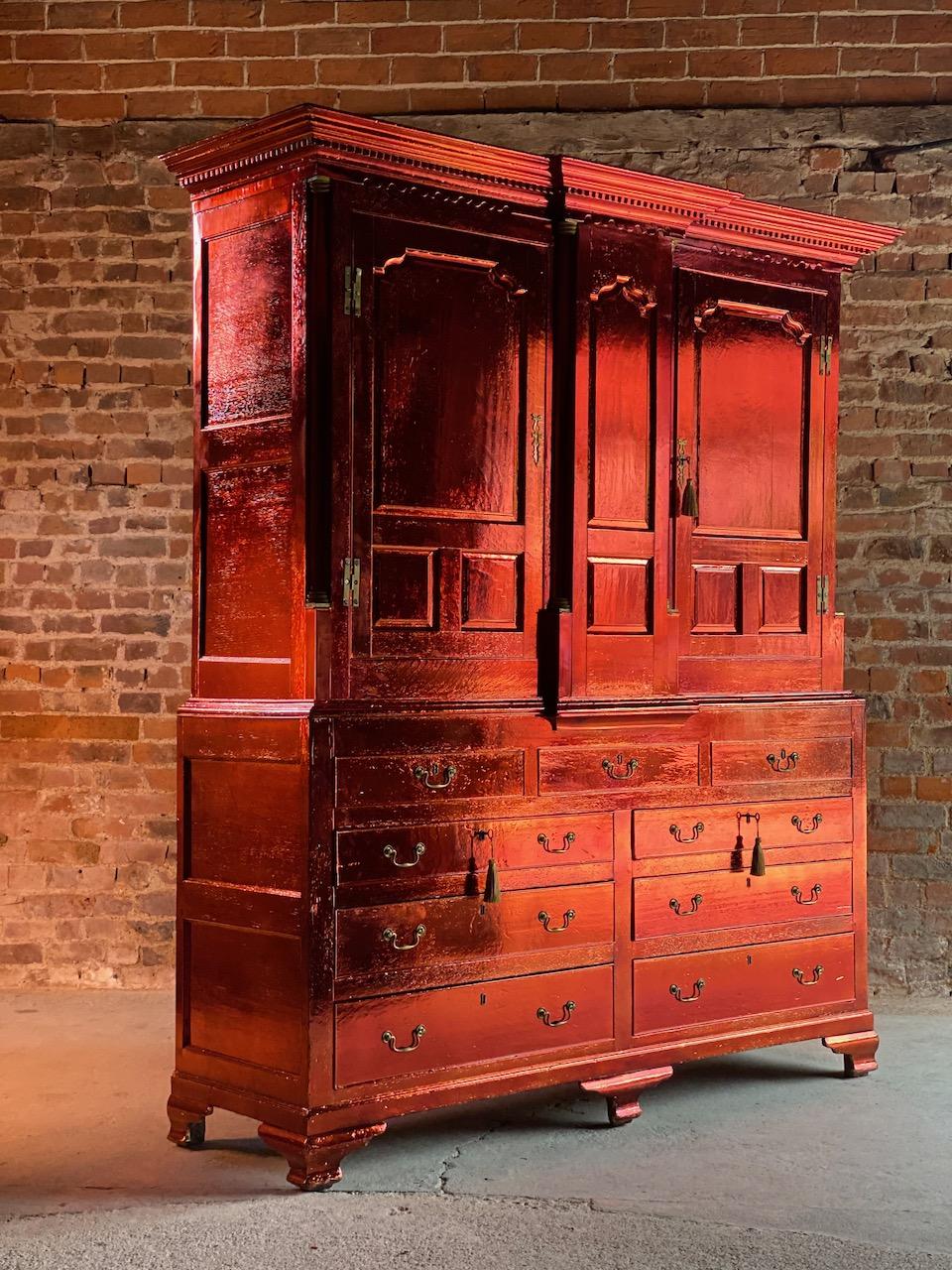 Antique copper and oak housekeepers cupboard wardrobe George III, circa 1790

Stunning ‘one of a kind’ 18th century George III coppered oak housekeeper's cupboard, circa 1790, the upper breakfront section with dentil moulded cornice above two