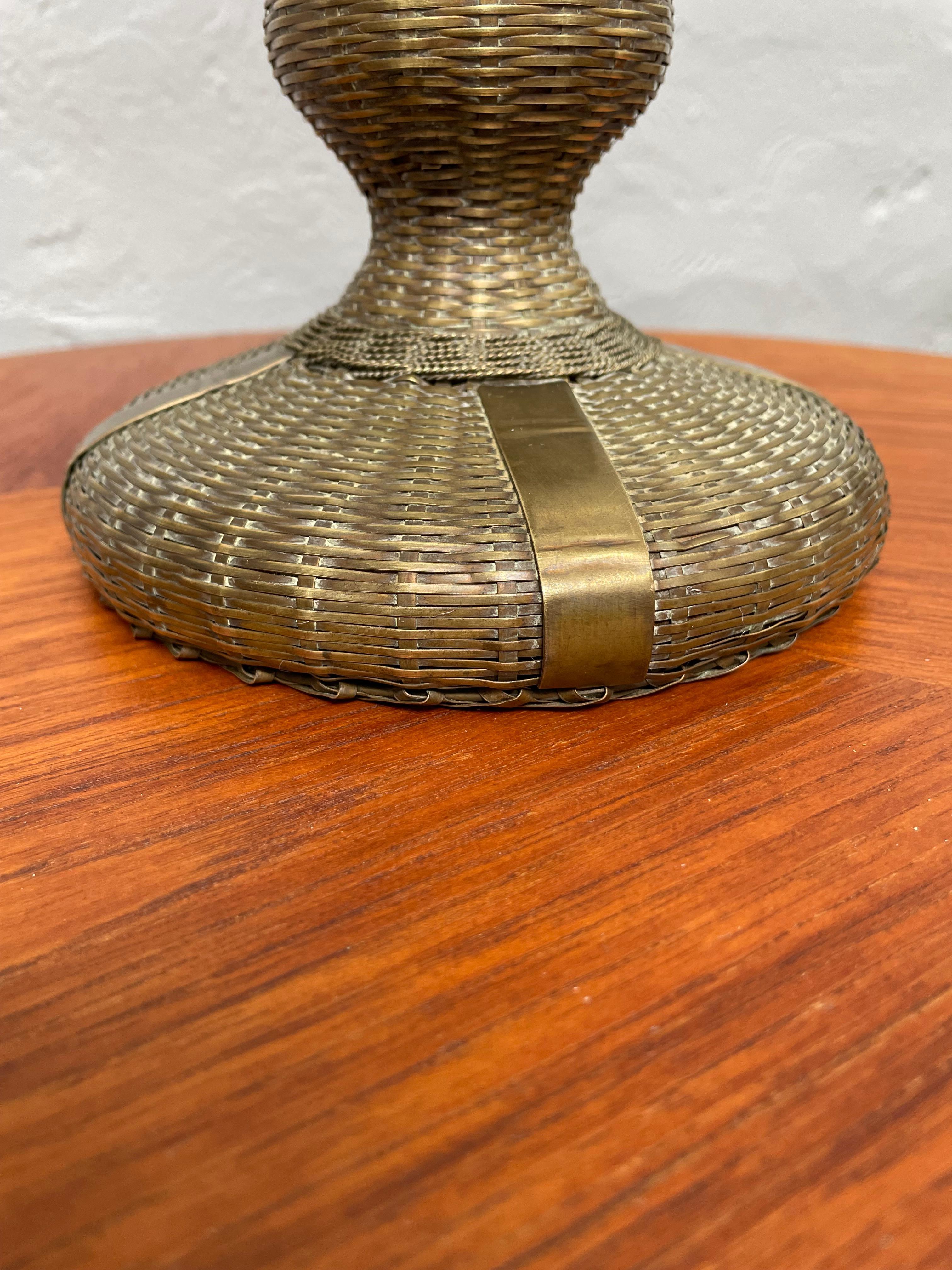 Antique Copper Wire Table Lamp From The 1920s en venta 5