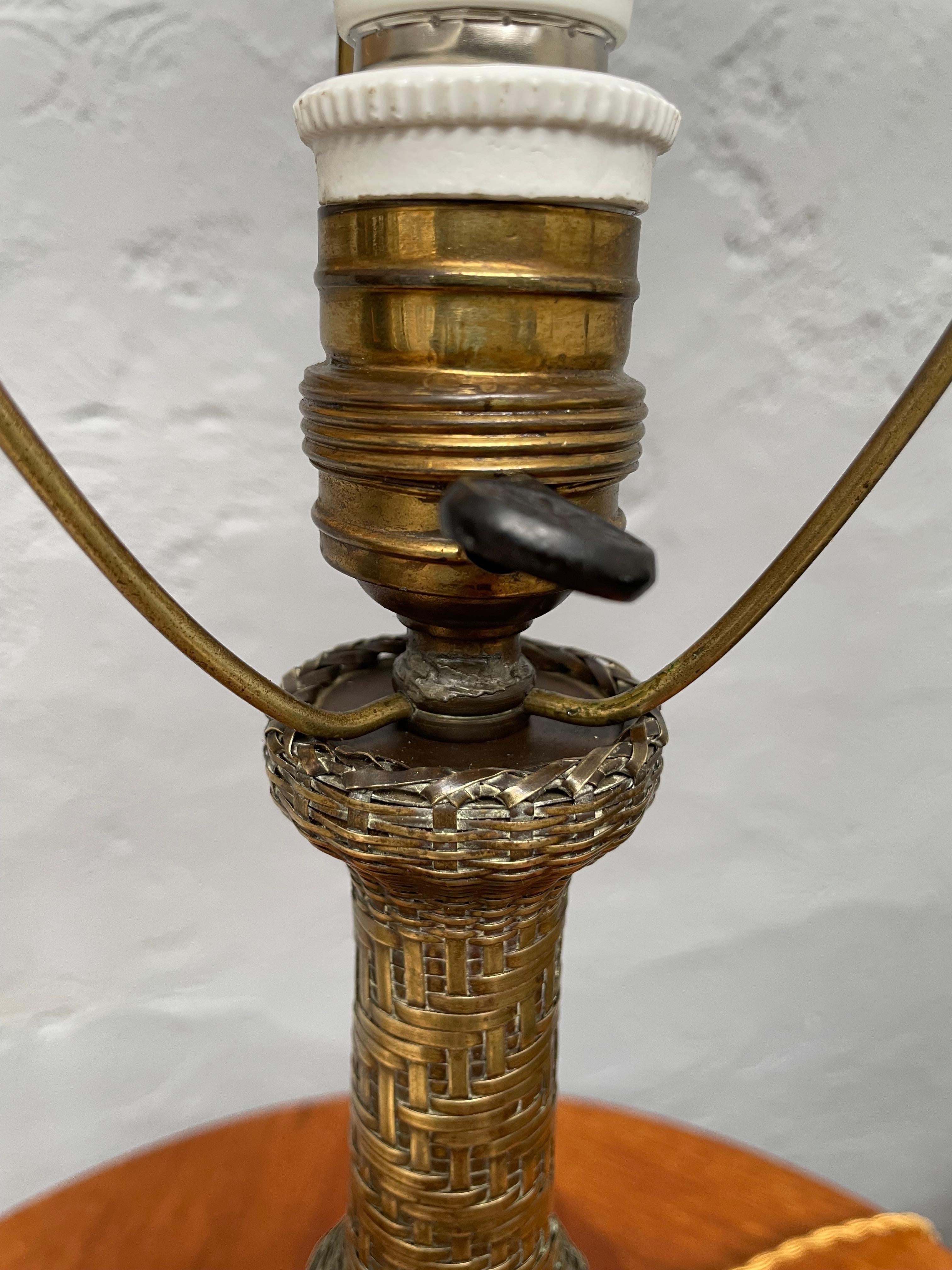 Antique Copper Wire Table Lamp From The 1920s en venta 1