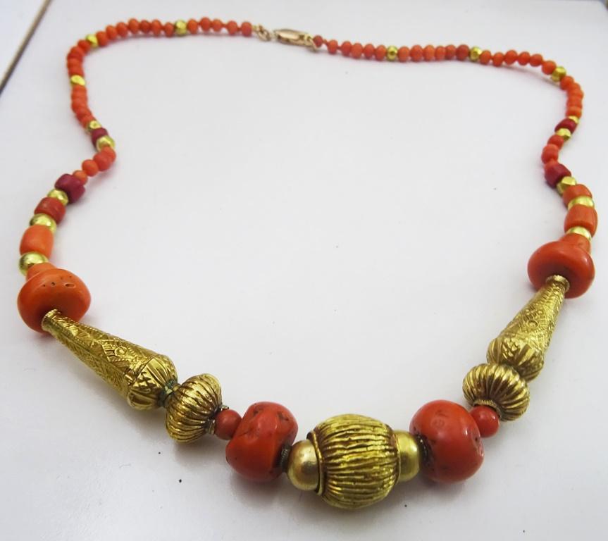 Artisan Antique Coral and  18 and 22 karat gold Beads Necklace For Sale