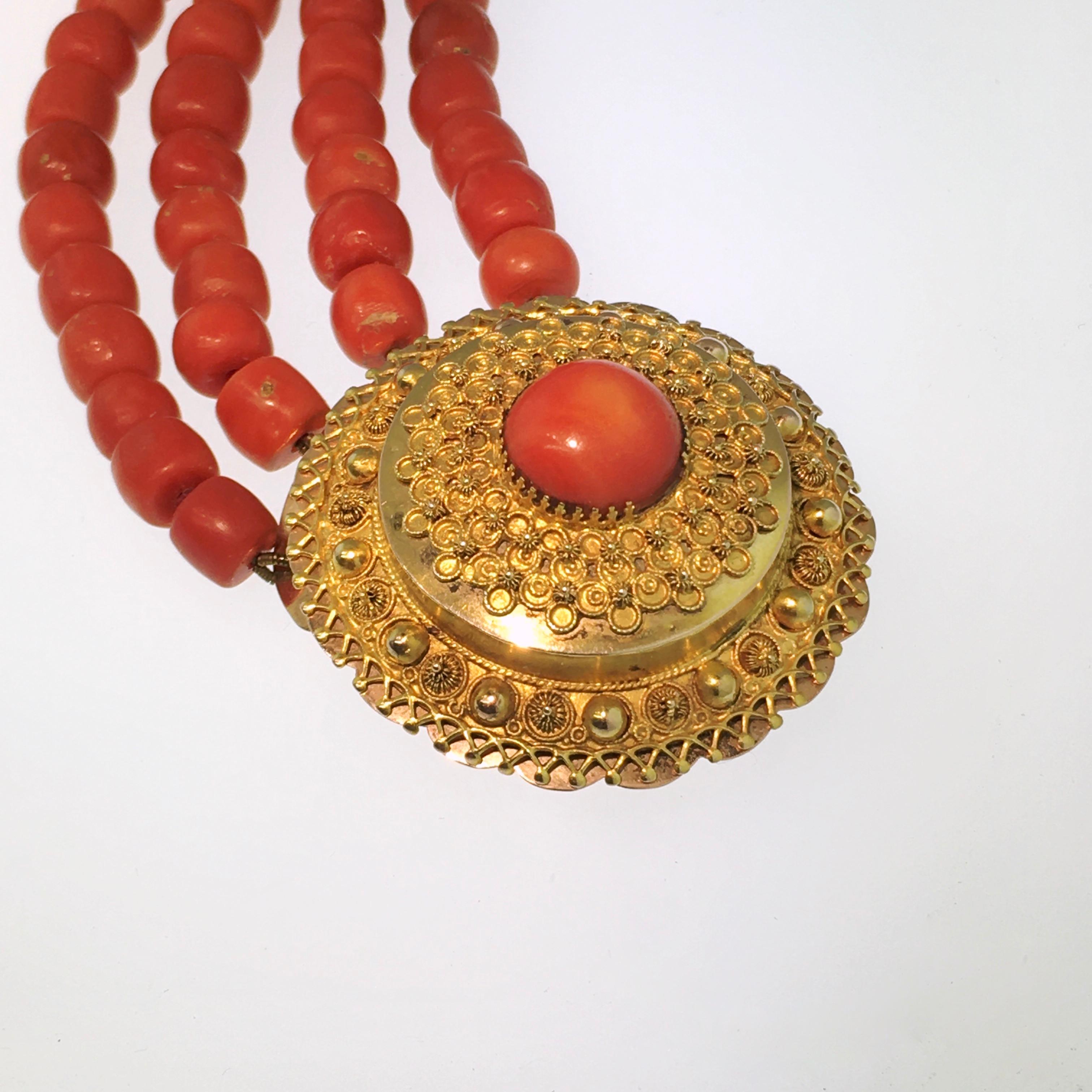 Antique Mediterranean  Red Coral, Necklace, 4 strands, Yellow Gold, 1880
Traditional Dutch costume jewelry. The 4 strand necklace with yellow golden clasp dates from ca. 1880. All of its Mediterranean red corals are antique and untreated, and are