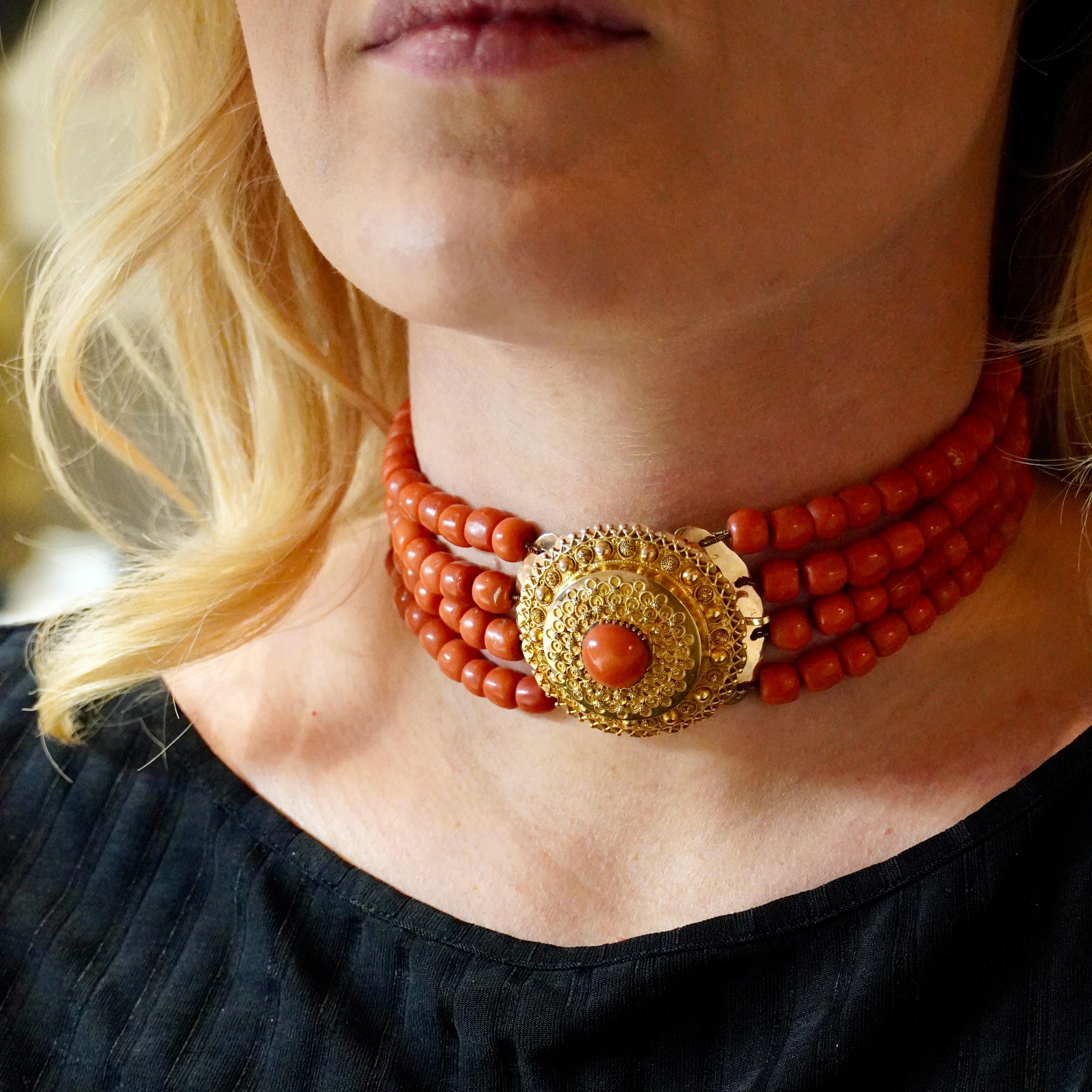 Perle Collier en corail ancien, or, bijou de costume néerlandais, 1880
