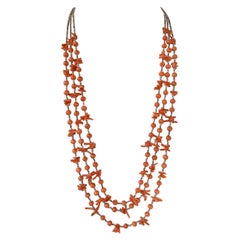 Collier de perles de corail antique indien amérindien Santo Domingo Pueblo Heishi
