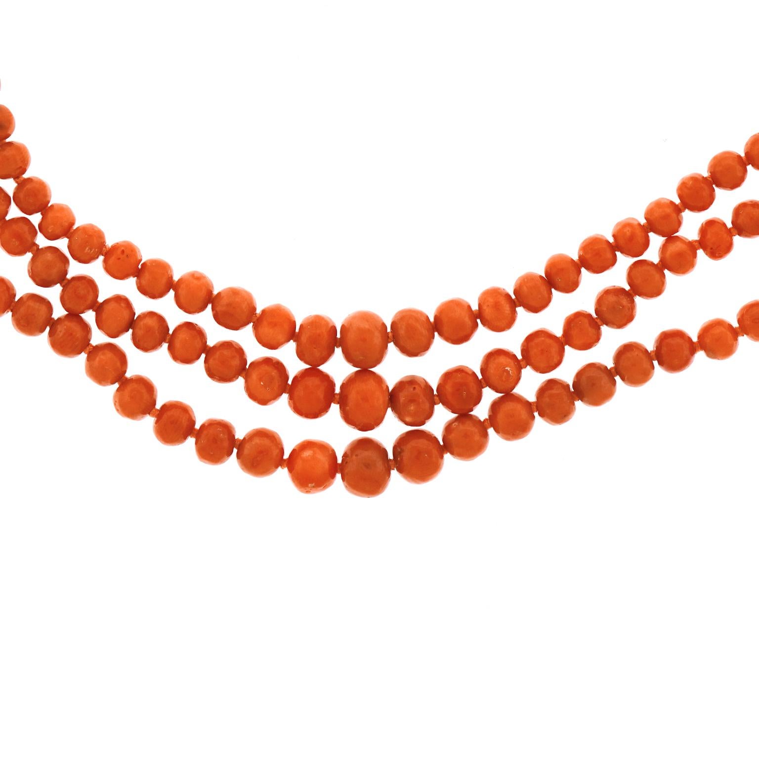 Antique Coral Three Strand Necklace In Excellent Condition In Litchfield, CT