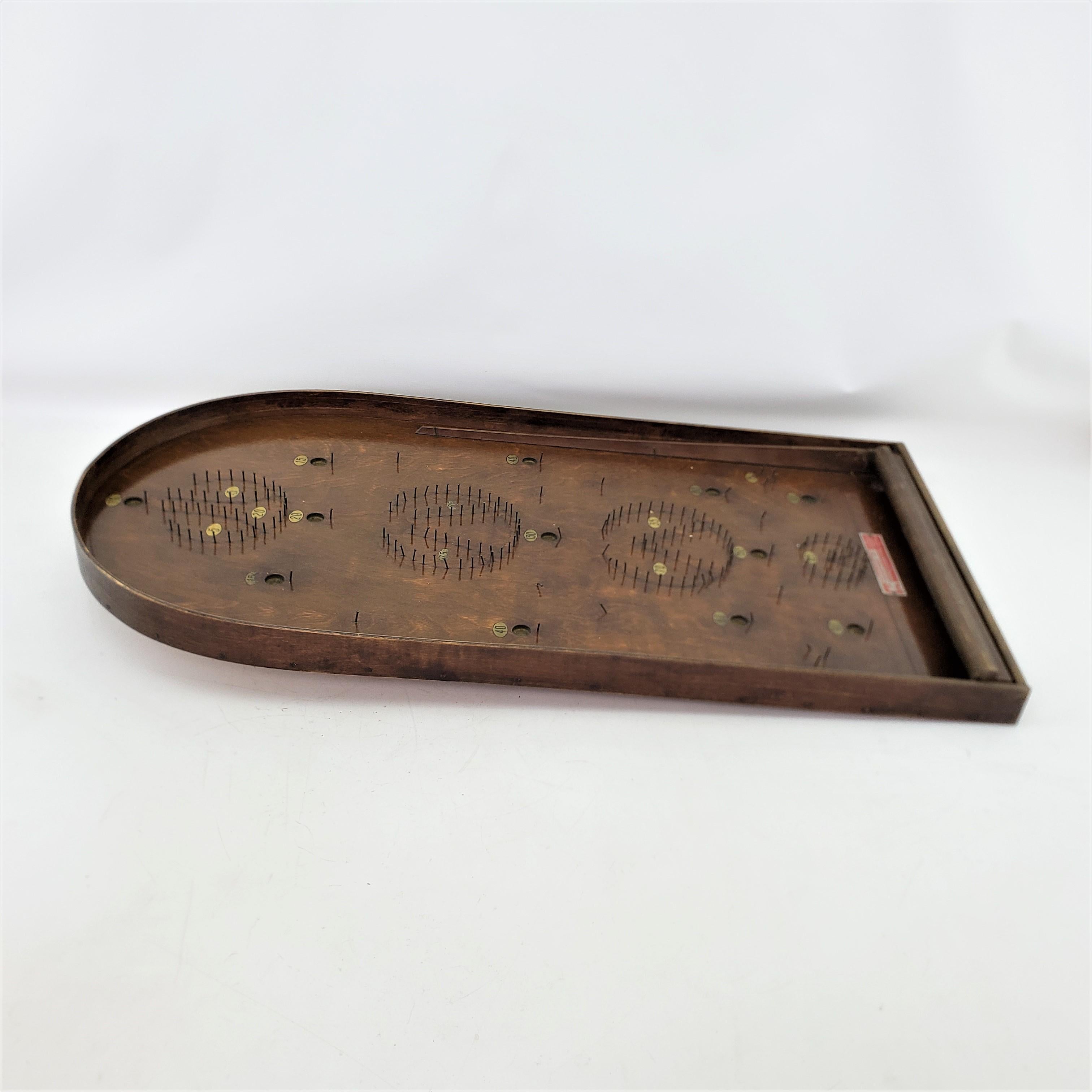 Antikes „Corinthisches 15“ Holz-Tischset mit Bagatelle-Karton-Spiel 2