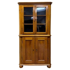 Antiker Eckschrank  Biedermeier um 1820  Schrank aus Kirschholz