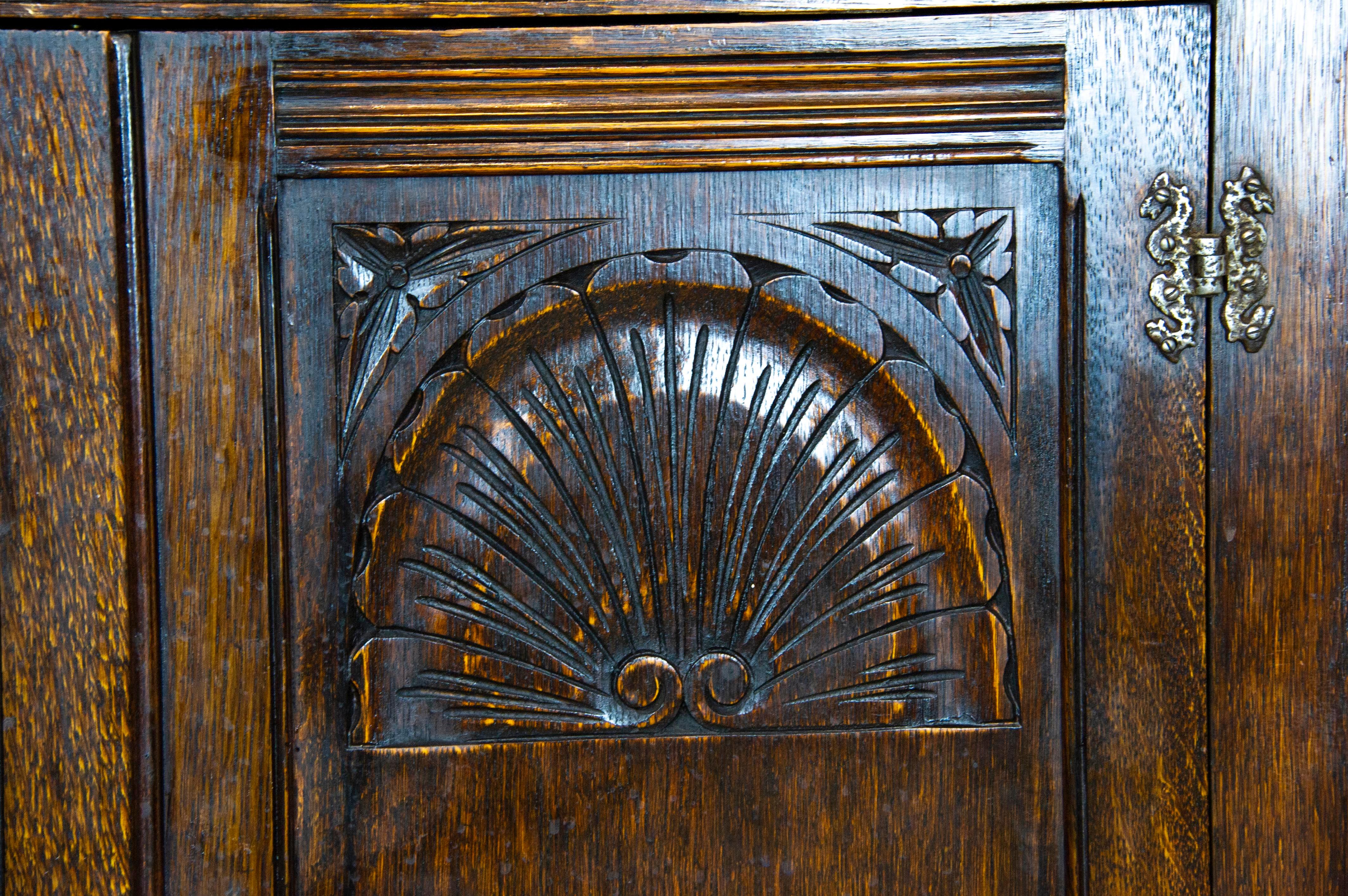 corner entryway cabinet