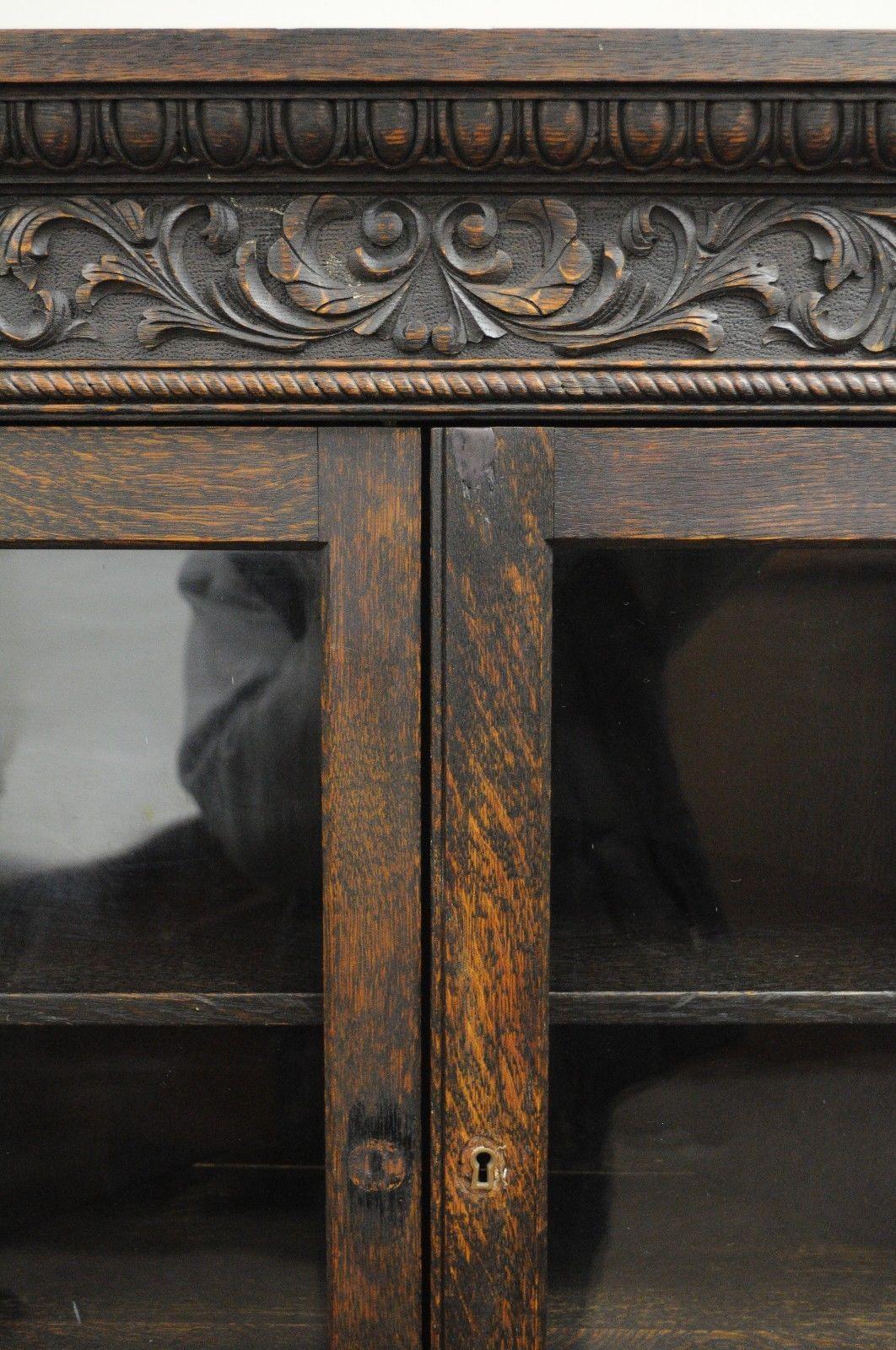 Antique Corner China Cabinet Cupboard Renaissance Revival Belgian Carved Oak In Good Condition In Philadelphia, PA