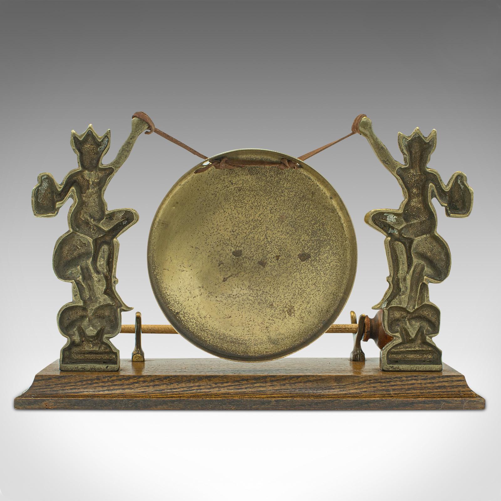 Antique Cornish Pixie Gong, English, Brass, Oak, Dinner Chime, Victorian, C.1900 In Good Condition For Sale In Hele, Devon, GB