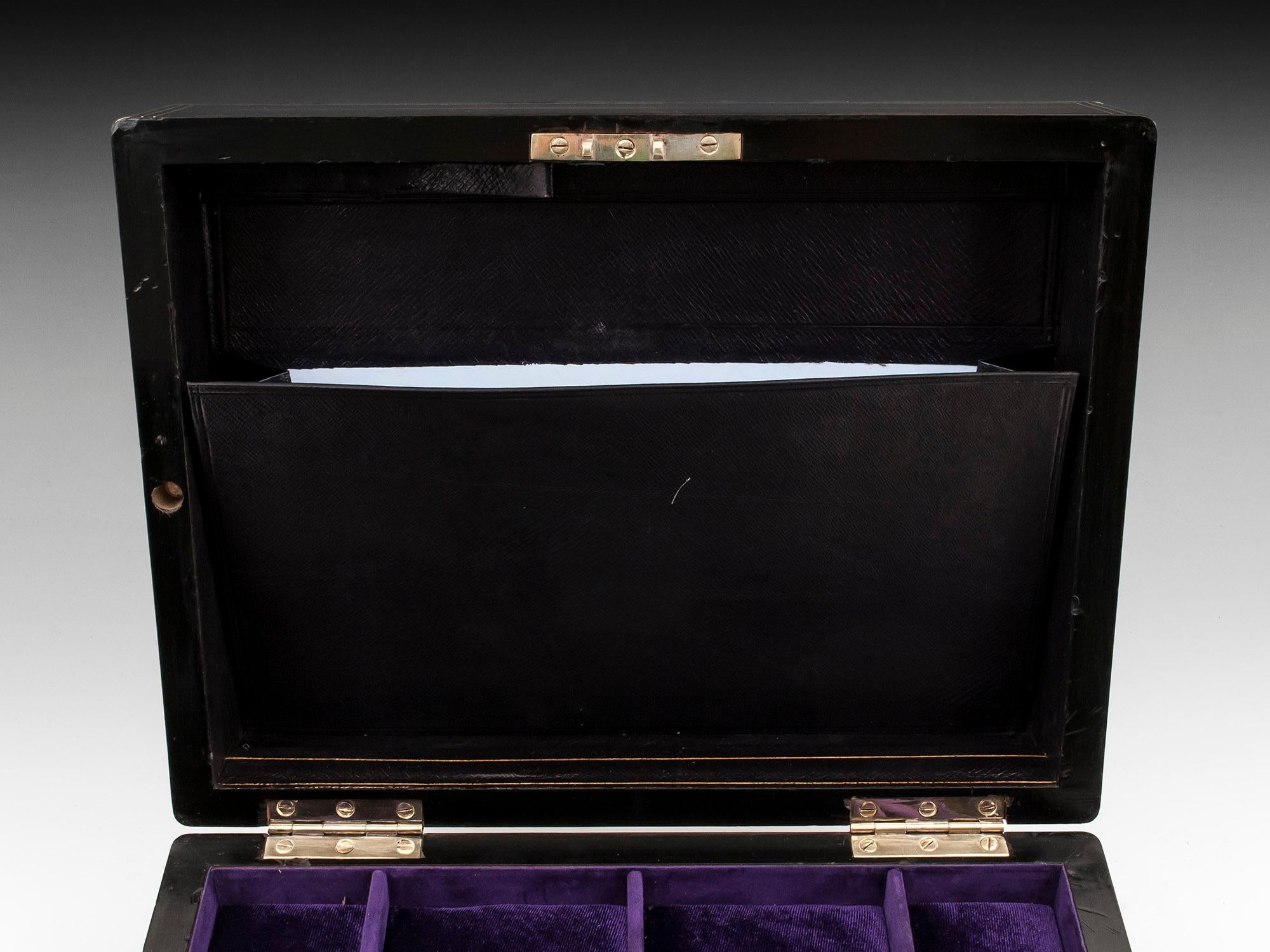 Antique Coromandel and Brass Velvet Lined Jewelry Box 19th Century 5