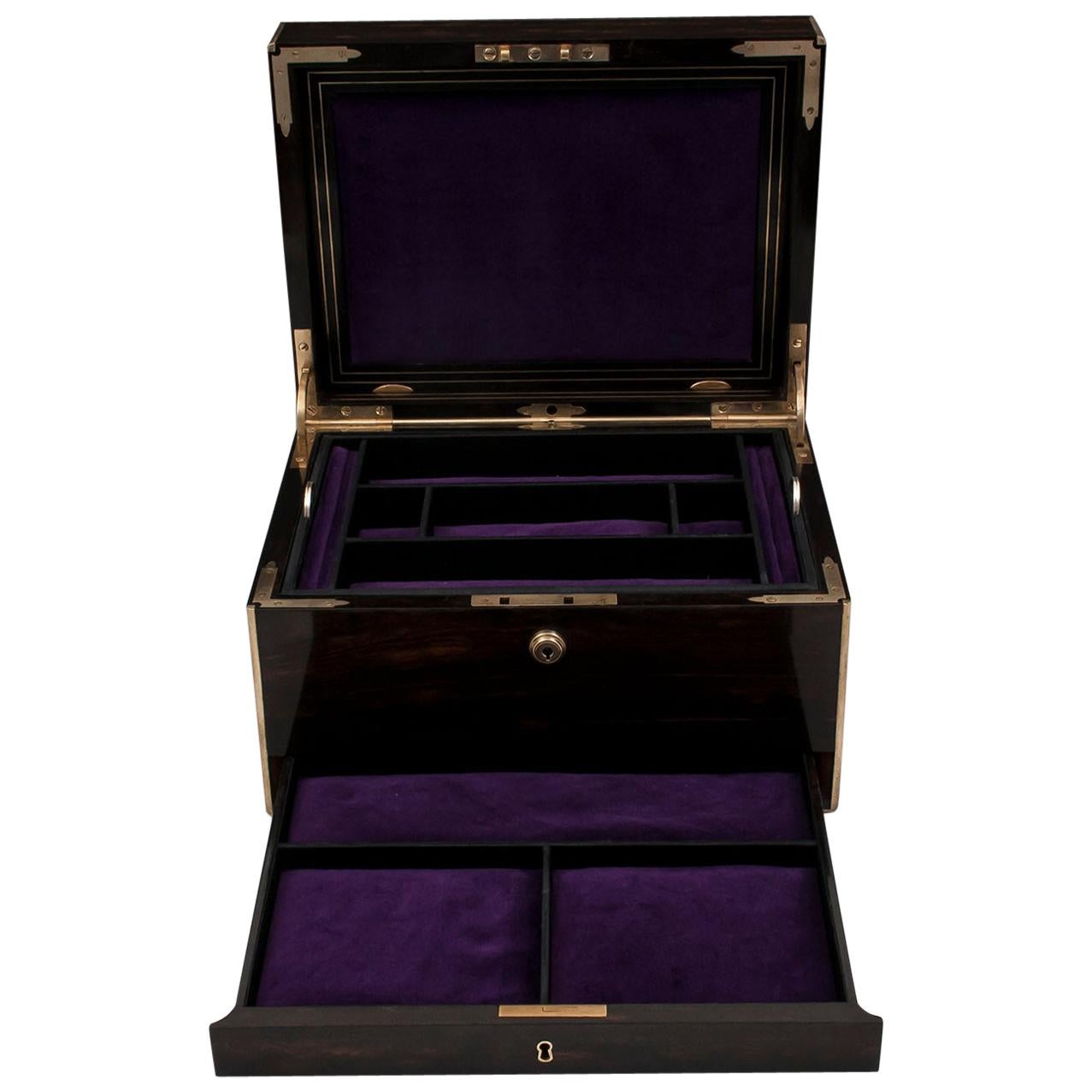 Black Jewelry Boxes 100 For Sale on 1stdibs