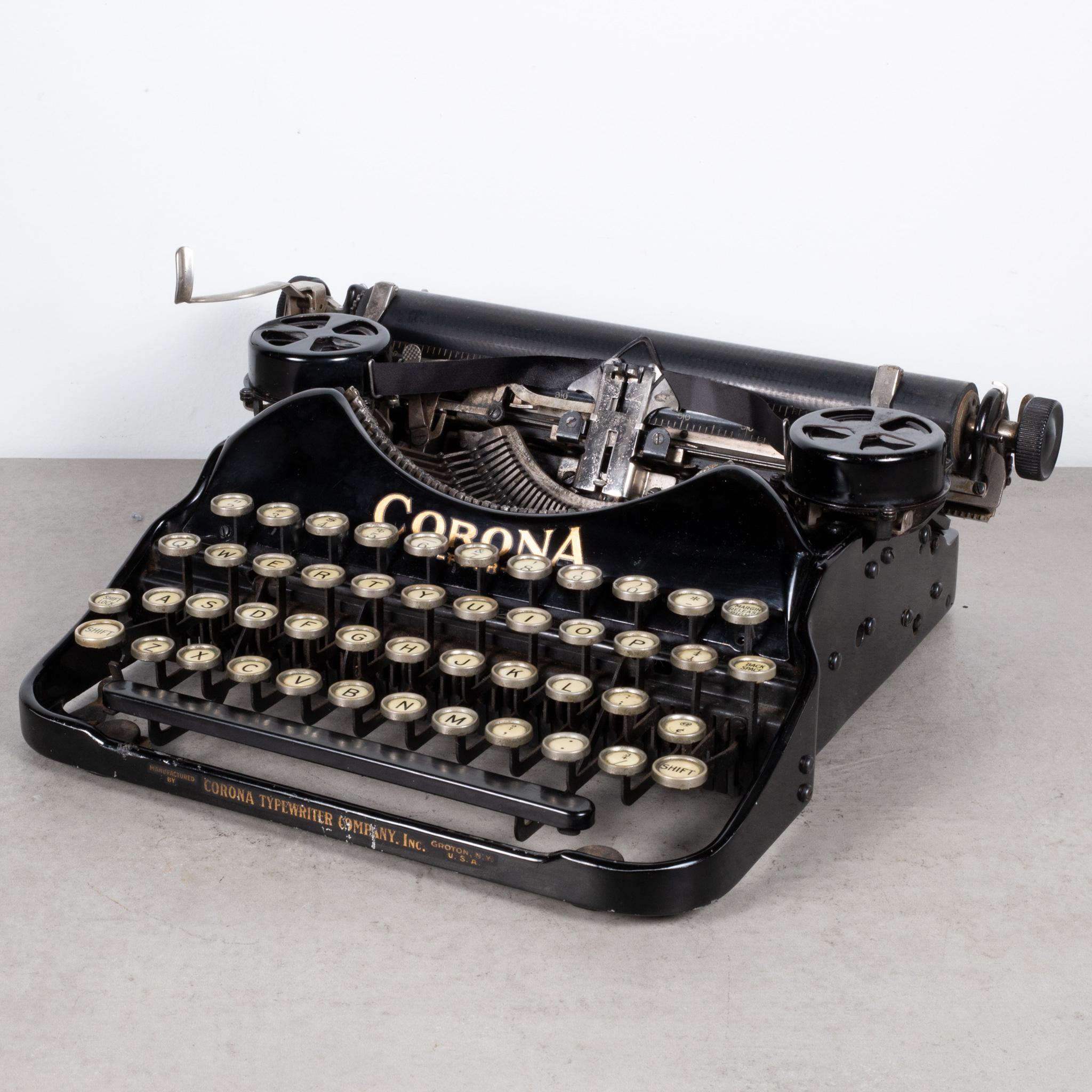 ABOUT

An Art Deco portable Corona Four bank typewriter in high gloss black and original gold lettering. The keys are nickle with pale yellow porcelain interior and black letters covered in glass. This typewriter has smooth typing, new ribbon and
