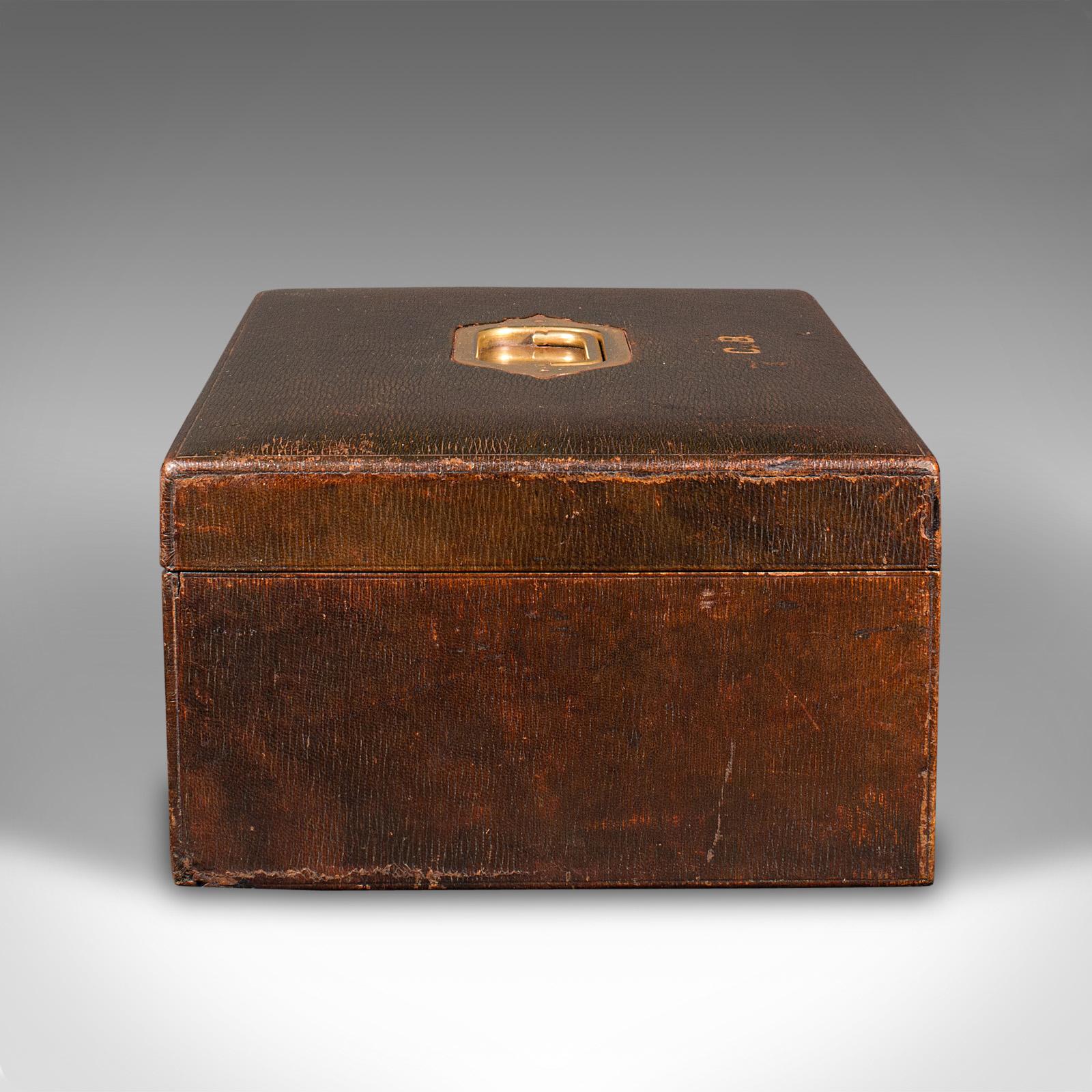 Britannique Boîte de correspondance ancienne, anglaise, cuir, voyage, d'après Asprey, victorienne en vente