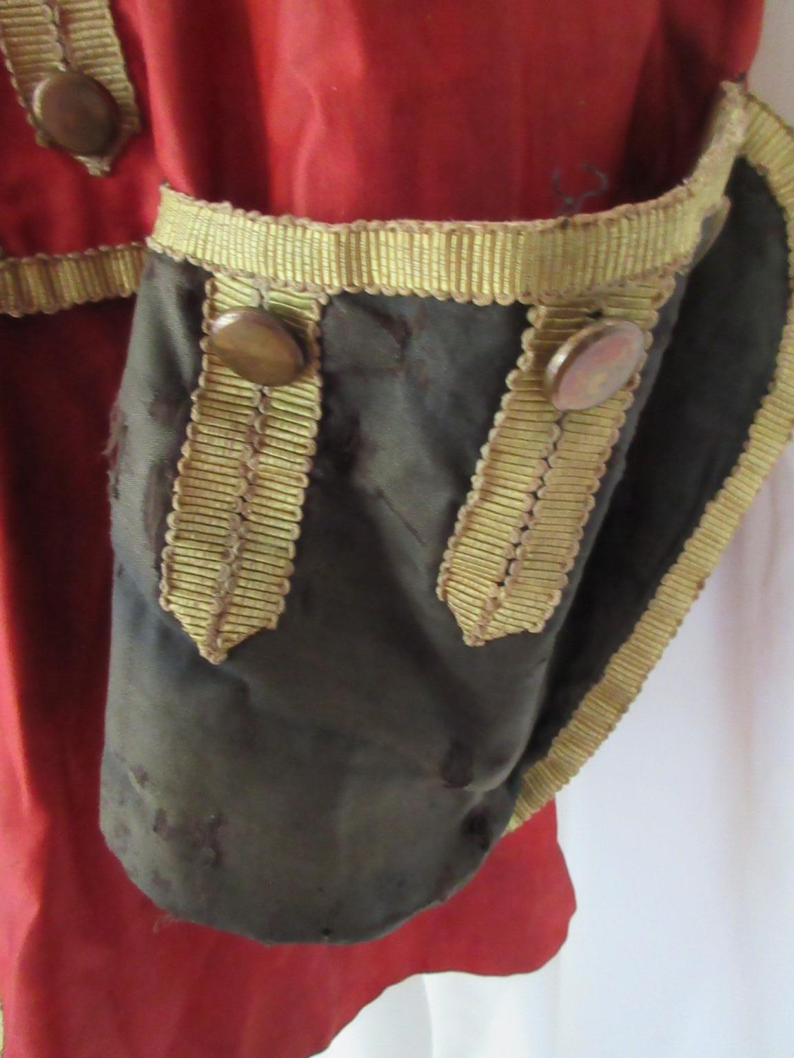 Antique Costume Napoleon Style Gold Red Coat In Fair Condition For Sale In Amsterdam, NL